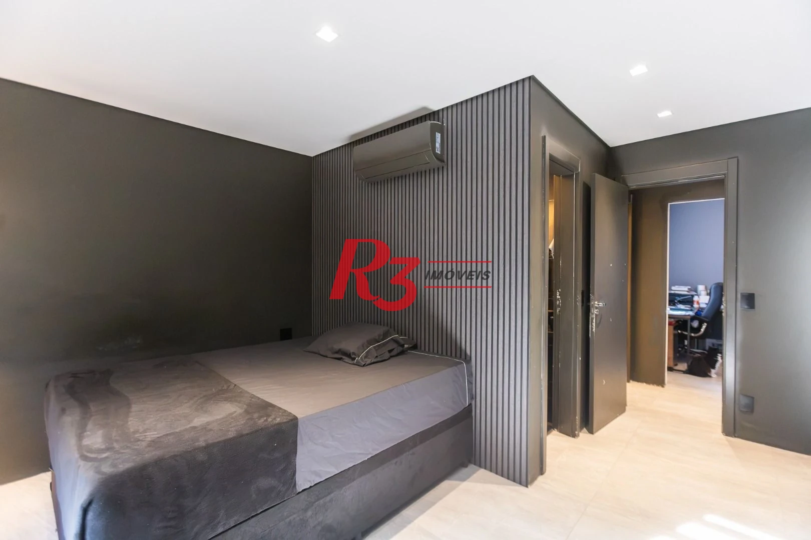 Apartamento com 2 dormitórios à venda, 84 m² por R$ 899.000,00 - Marapé - Santos/SP