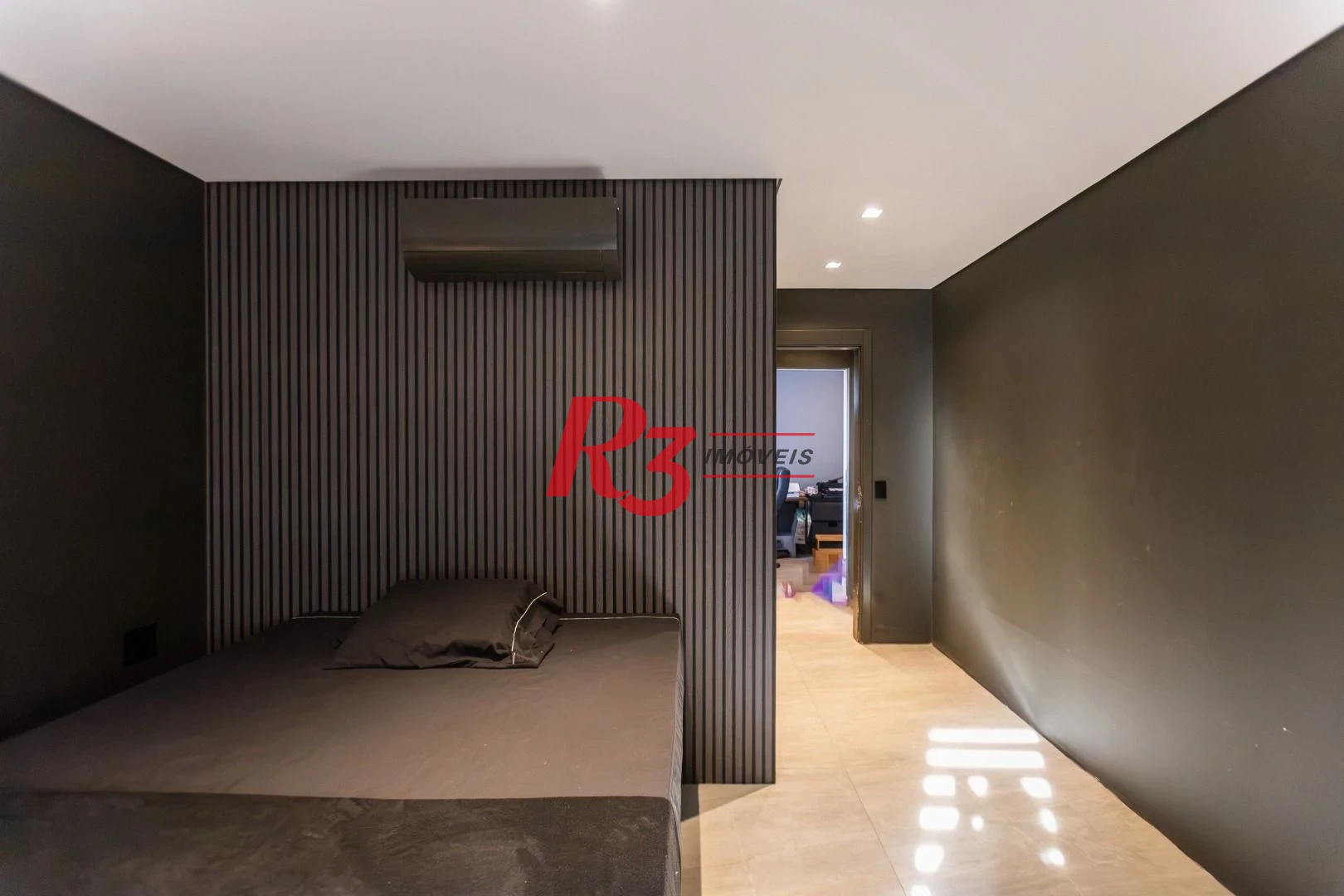 Apartamento com 2 dormitórios à venda, 84 m² por R$ 899.000,00 - Marapé - Santos/SP