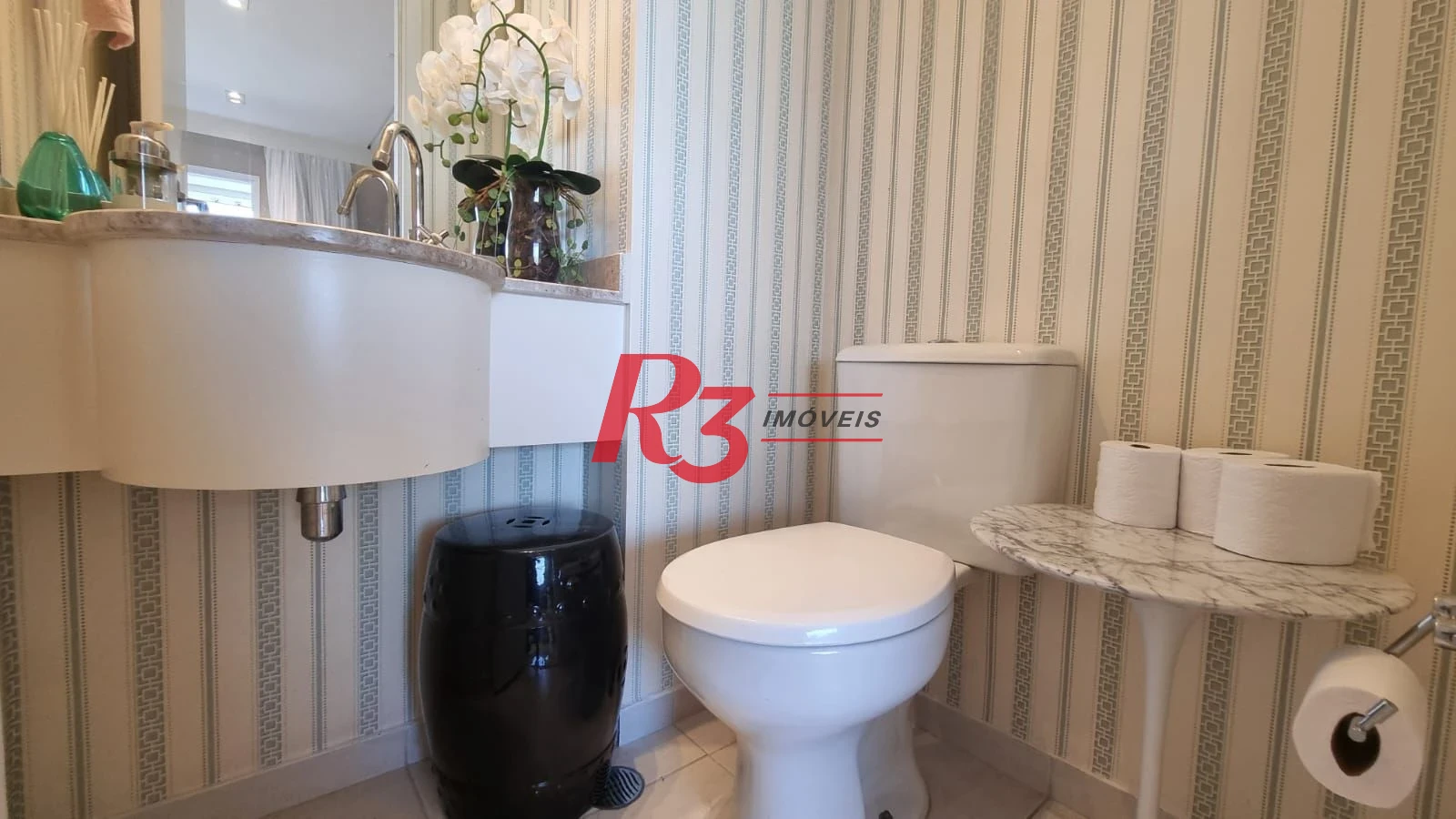 Apartamento com 2 dormitórios à venda, 88 m² por R$ 1.250.000,00 - Campo Grande - Santos/SP