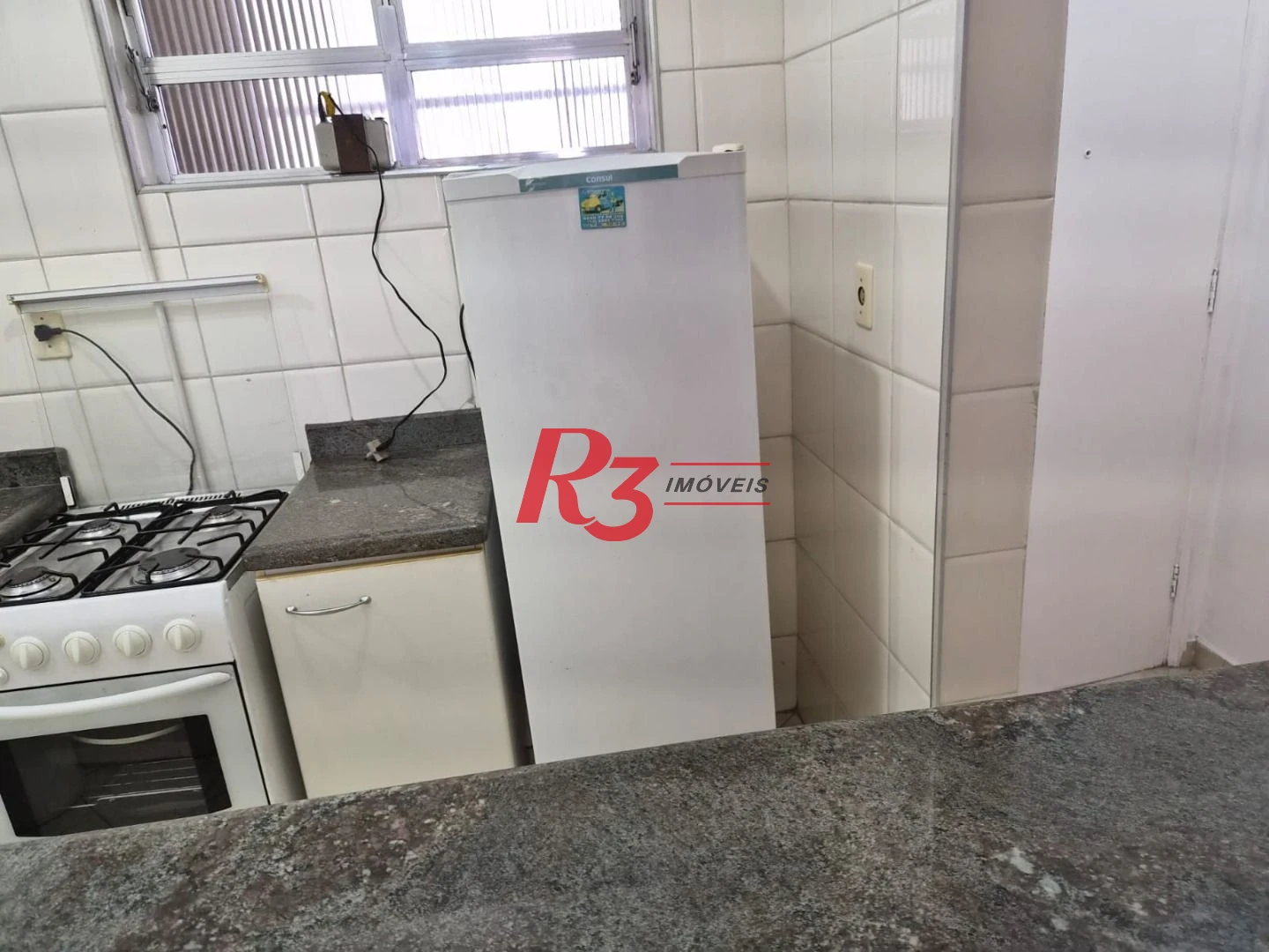 Apartamento com 1 dormitório à venda, 46 m² por R$ 475.000,00 - Embaré - Santos/SP