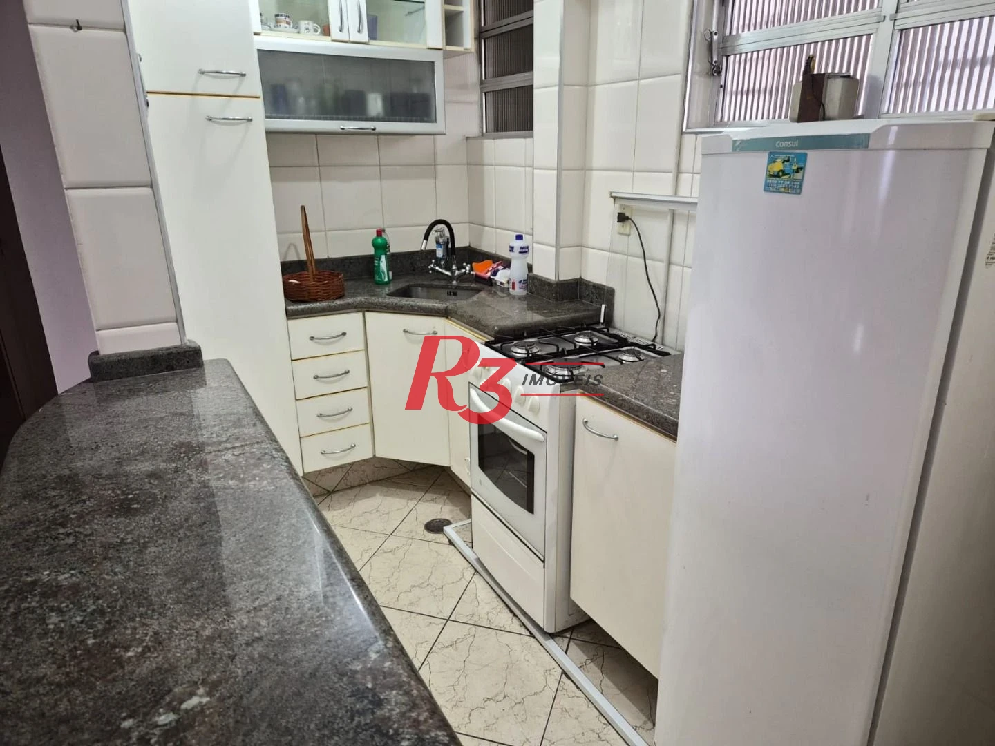 Apartamento com 1 dormitório à venda, 46 m² por R$ 475.000,00 - Embaré - Santos/SP