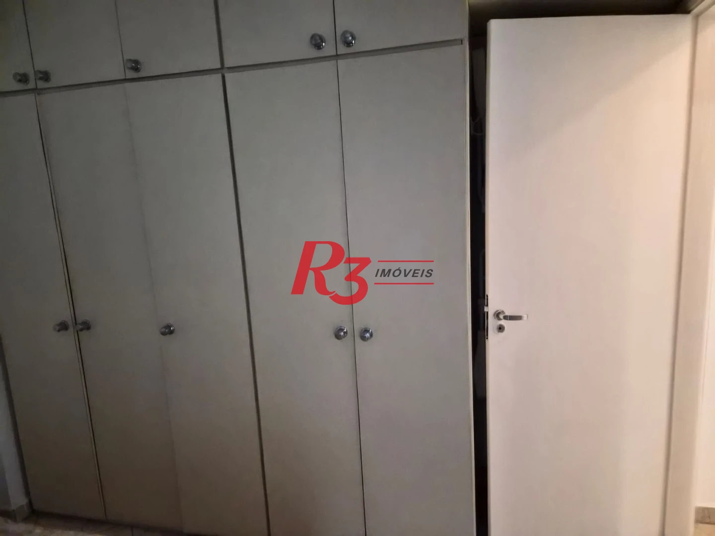 Apartamento com 1 dormitório à venda, 46 m² por R$ 475.000,00 - Embaré - Santos/SP