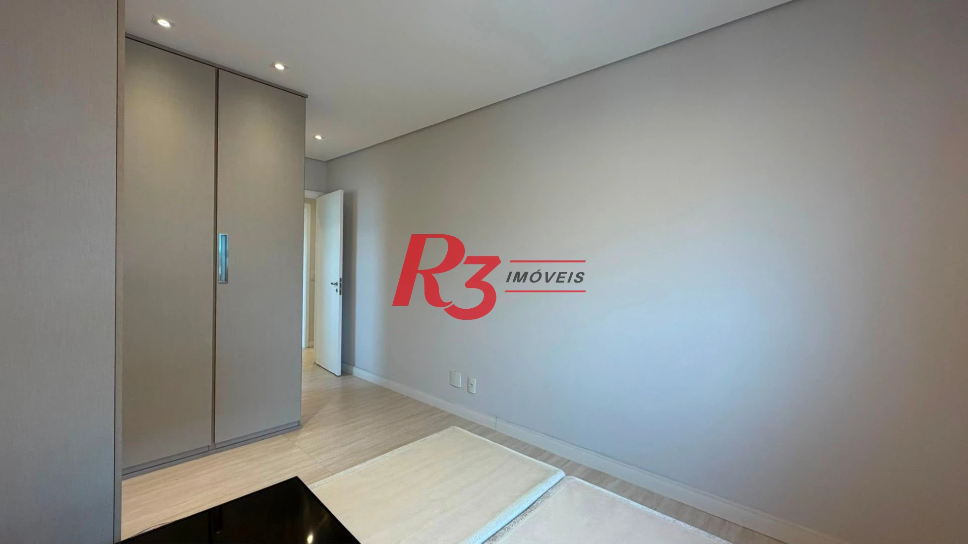 Apartamento com 2 dormitórios à venda, 87 m² por R$ 1.383.000,00 - Pompéia - Santos/SP
