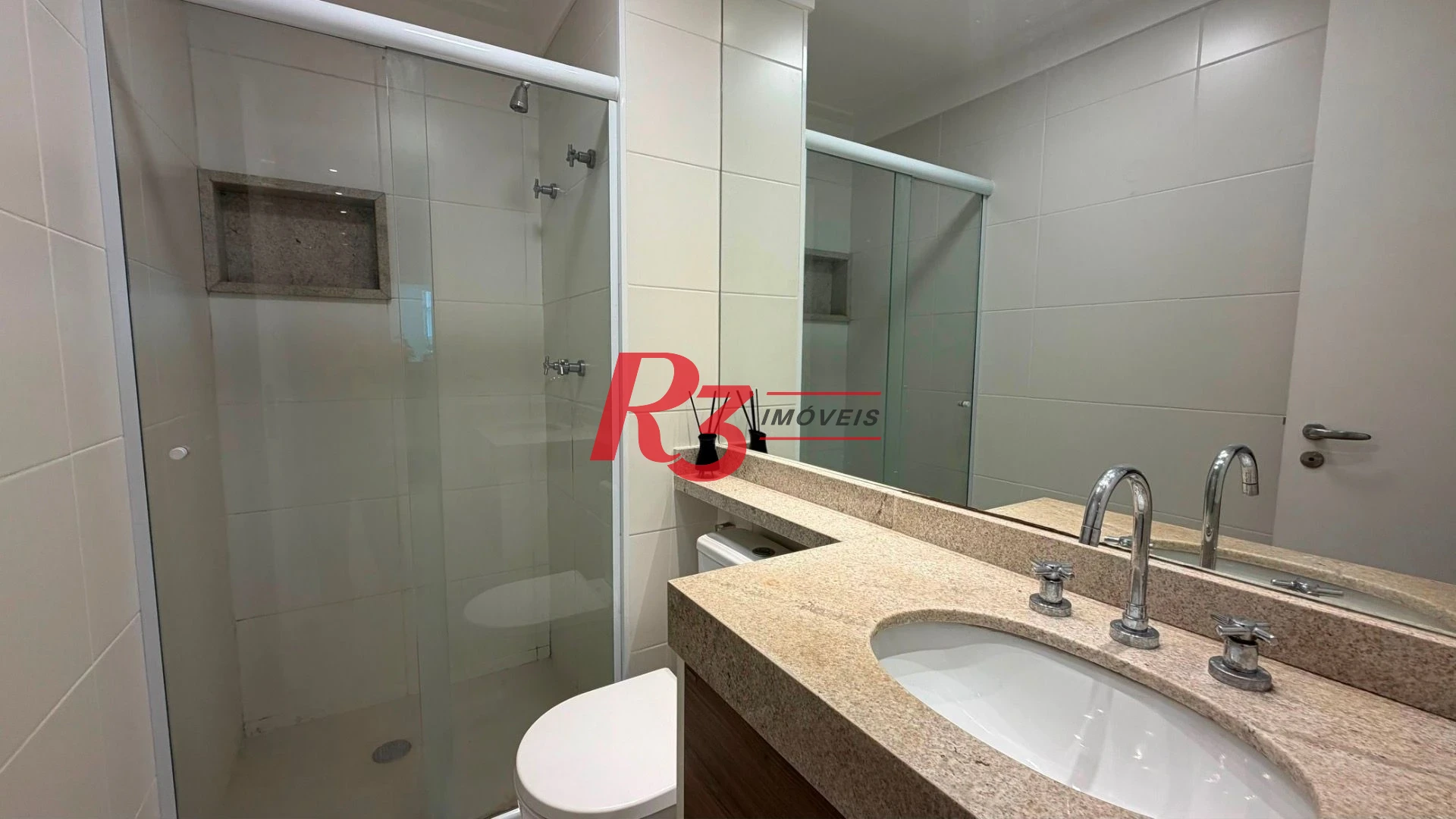 Apartamento com 2 dormitórios à venda, 87 m² por R$ 1.383.000,00 - Pompéia - Santos/SP