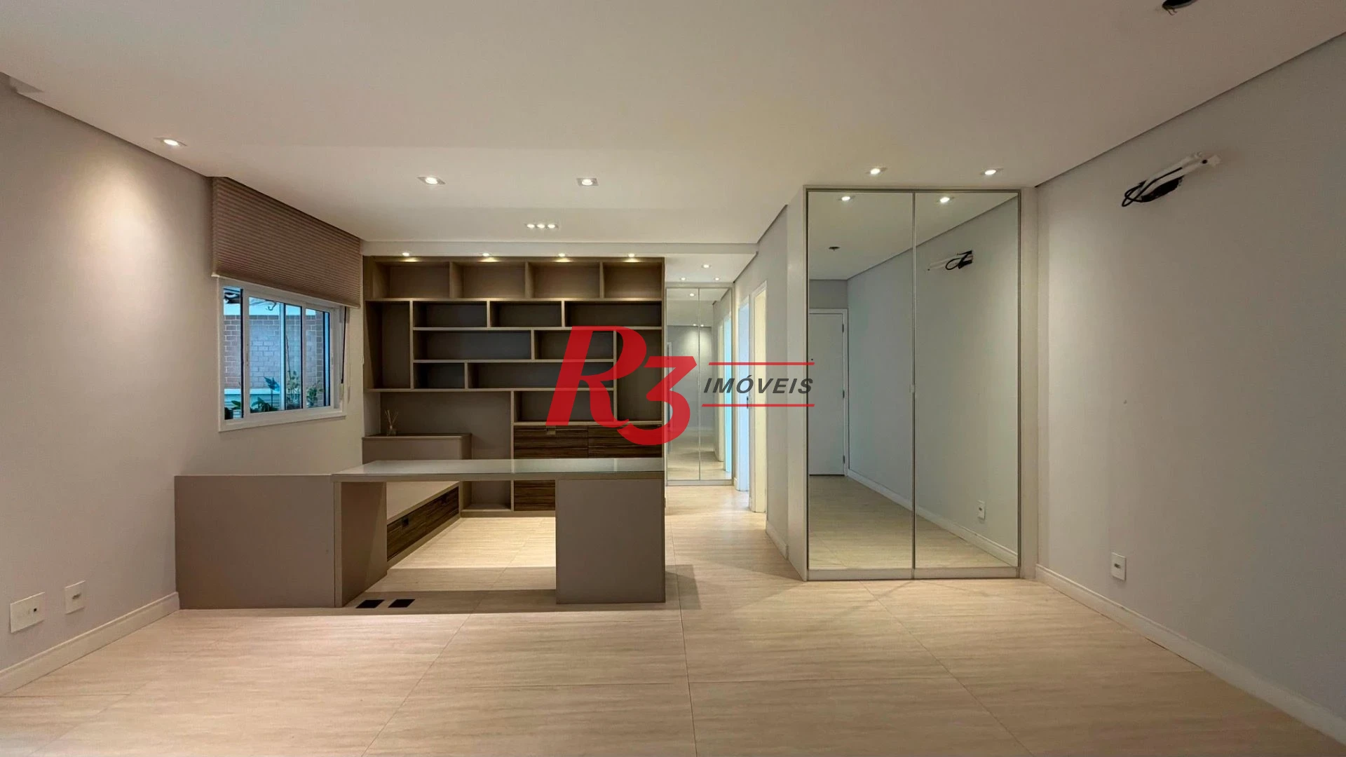 Apartamento com 2 dormitórios à venda, 87 m² por R$ 1.383.000,00 - Pompéia - Santos/SP