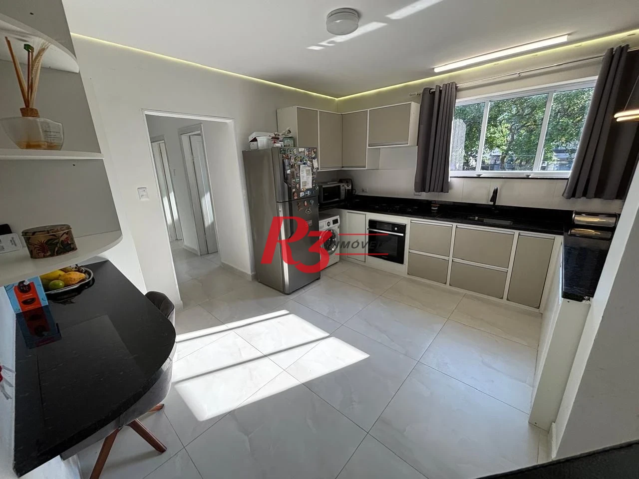 Casa com 3 dormitórios à venda, 106 m² por R$ 1.175.000,00 - Campo Grande - Santos/SP