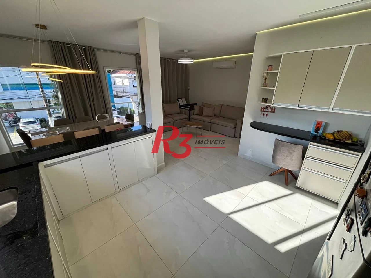 Casa com 3 dormitórios à venda, 106 m² por R$ 1.175.000,00 - Campo Grande - Santos/SP