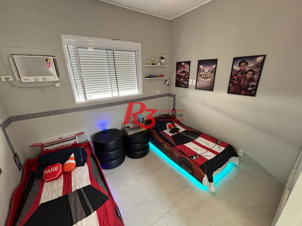 Casa com 3 dormitórios à venda, 106 m² por R$ 1.175.000,00 - Campo Grande - Santos/SP