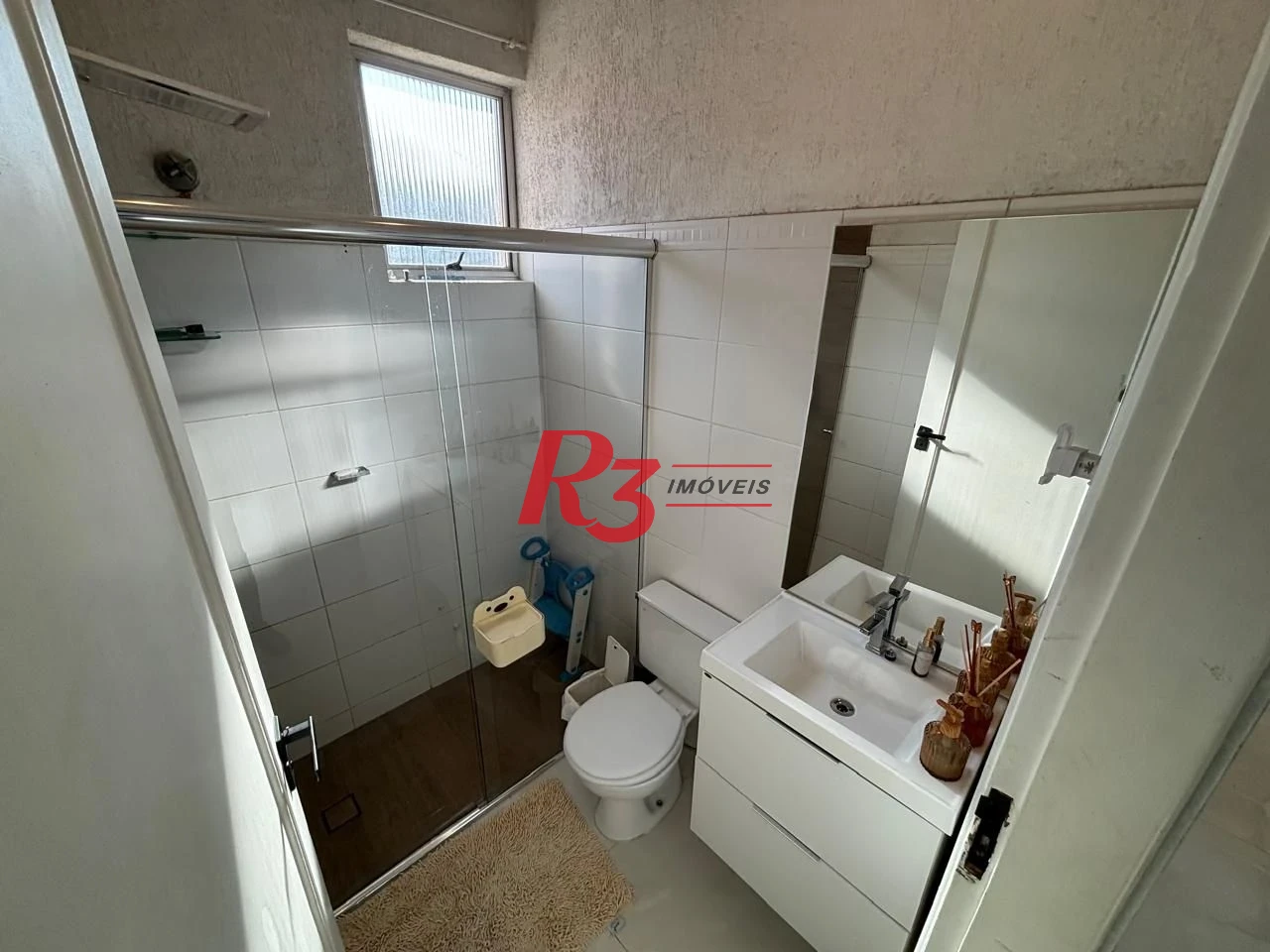Casa com 3 dormitórios à venda, 106 m² por R$ 1.175.000,00 - Campo Grande - Santos/SP