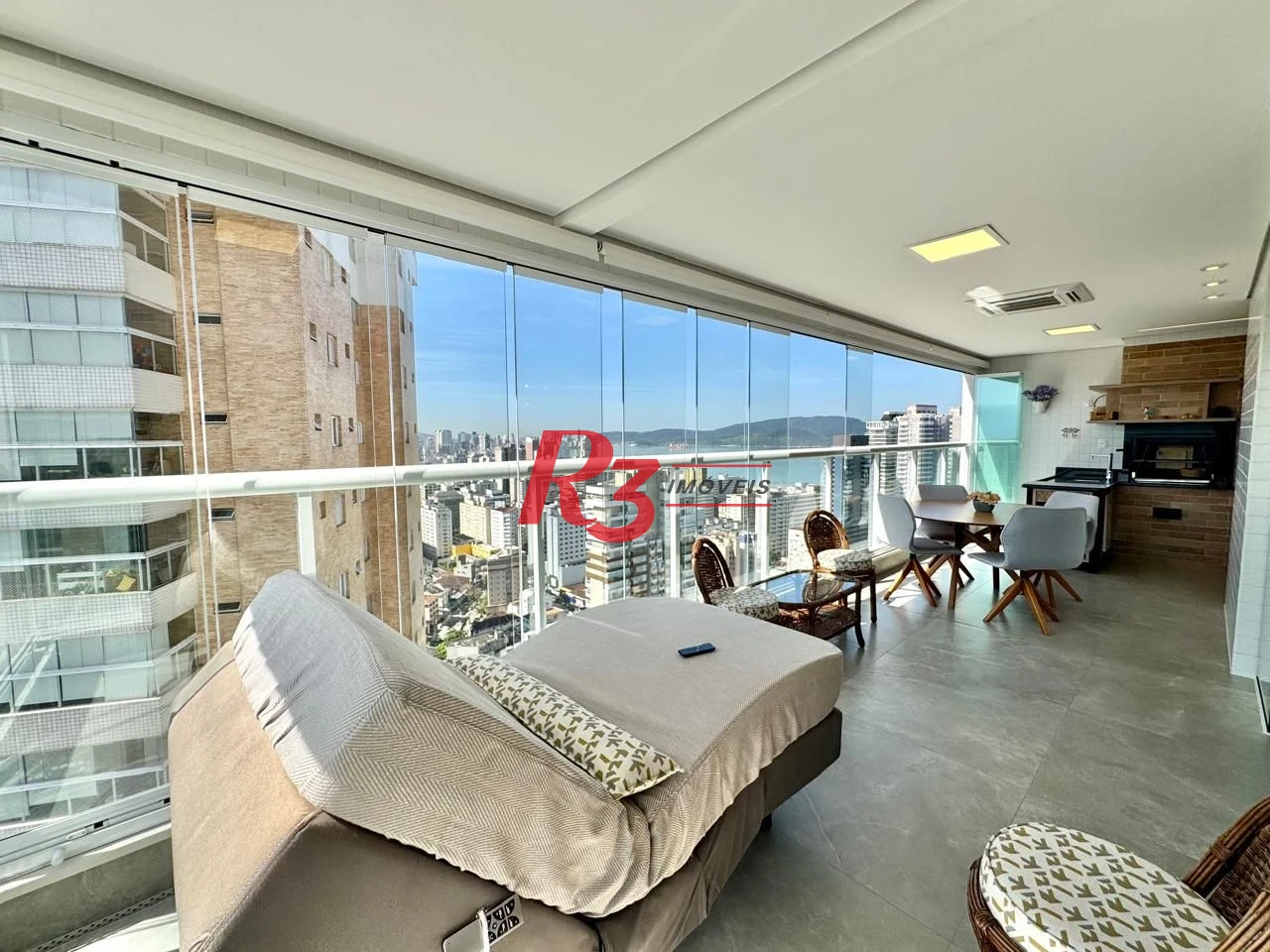 Apartamento à venda, 110 m² por R$ 2.200.000,00 - Gonzaga - Santos/SP