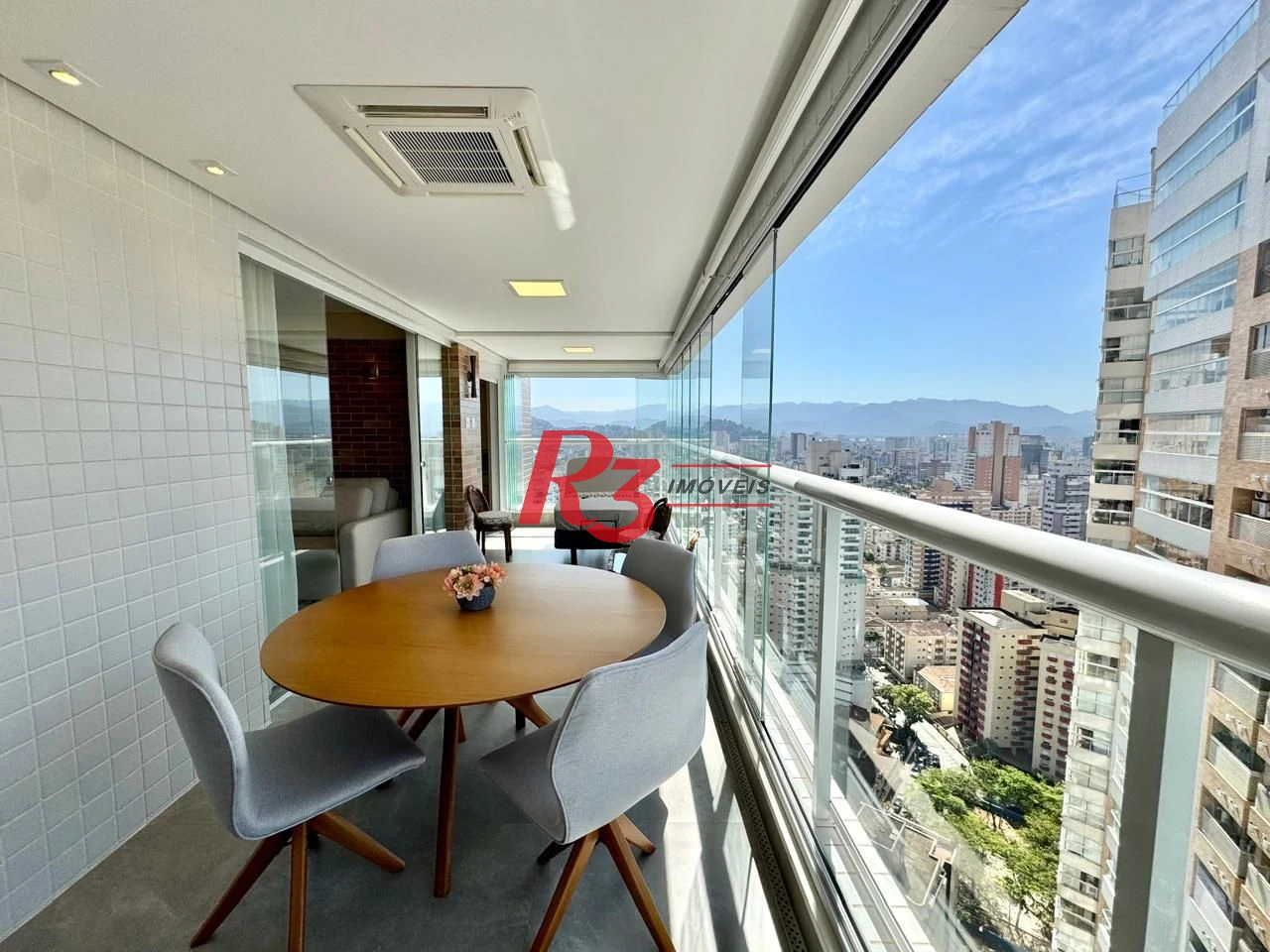 Apartamento à venda, 110 m² por R$ 2.200.000,00 - Gonzaga - Santos/SP