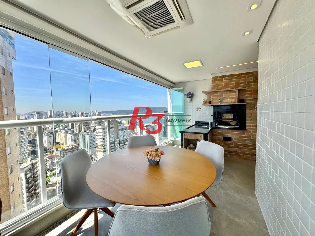 Apartamento à venda, 110 m² por R$ 2.200.000,00 - Gonzaga - Santos/SP