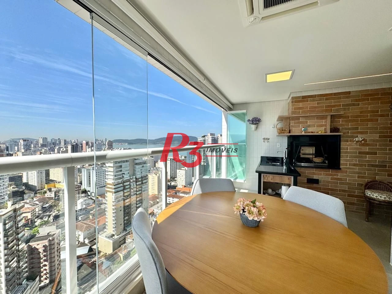 Apartamento à venda, 110 m² por R$ 2.200.000,00 - Gonzaga - Santos/SP