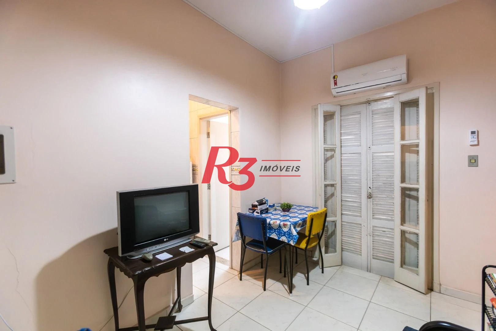Apartamento com 1 dormitório à venda, 42 m² por R$ 300.000,00 - Boqueirão - Santos/SP
