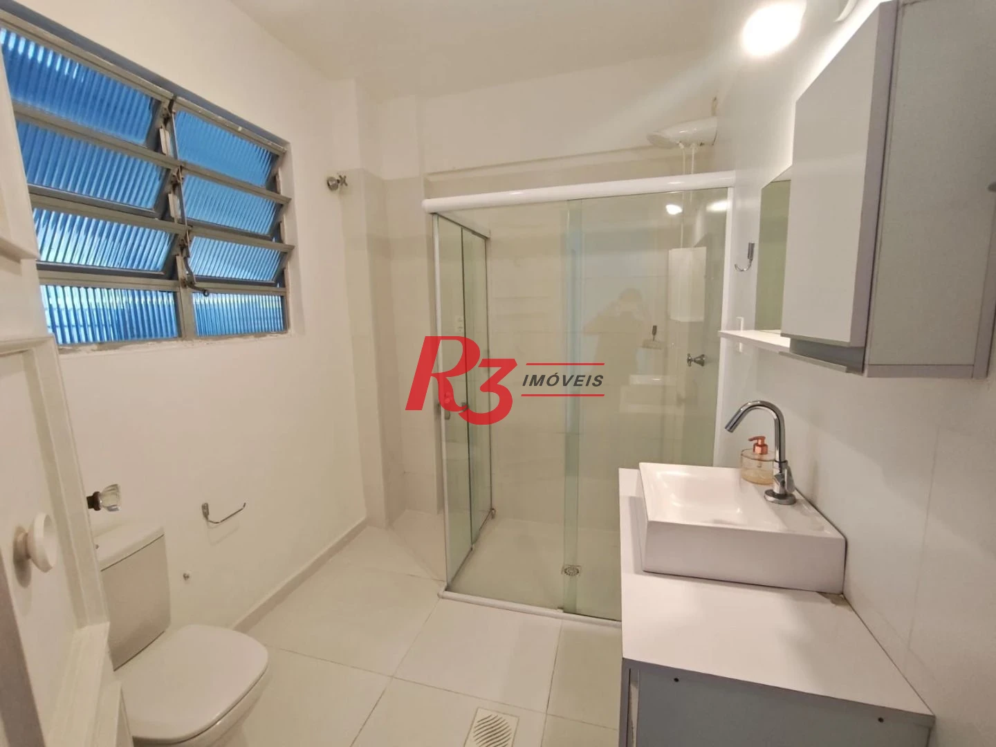 Apartamento para alugar, 58 m² por R$ 3.600,00/mês - Boqueirão - Santos/SP