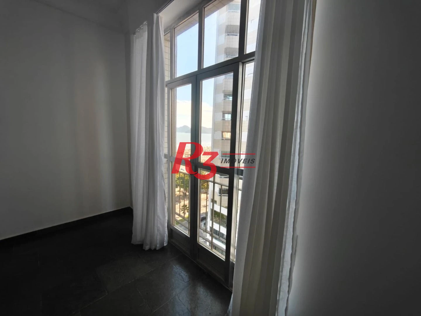 Apartamento para alugar, 58 m² por R$ 3.600,00/mês - Boqueirão - Santos/SP