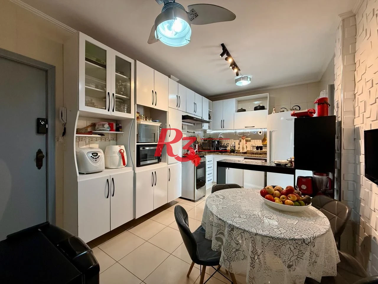 Apartamento com 2 dormitórios à venda, 103 m² por R$ 720.000,00 - Ponta da Praia - Santos/SP