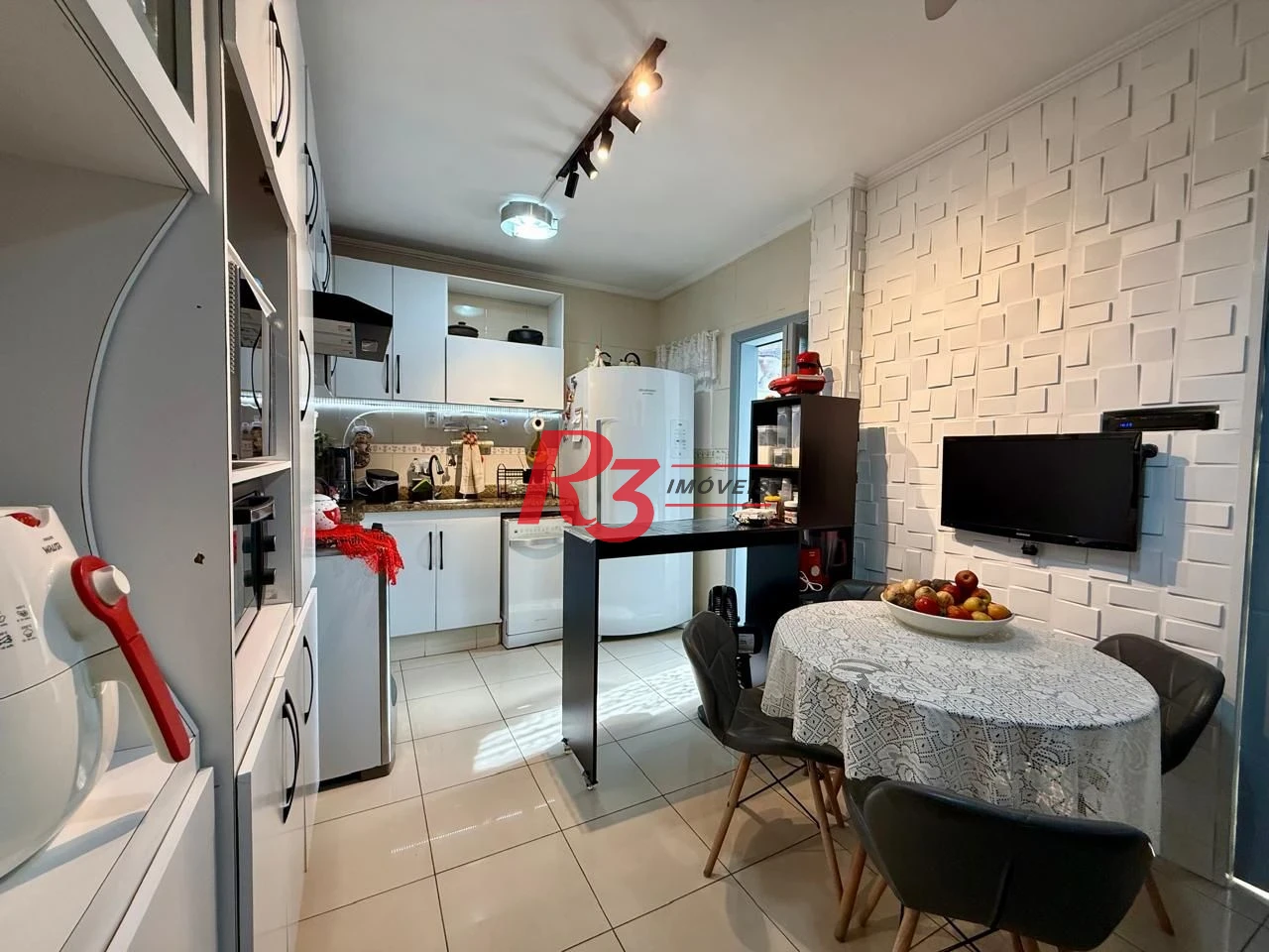 Apartamento com 2 dormitórios à venda, 103 m² por R$ 720.000,00 - Ponta da Praia - Santos/SP