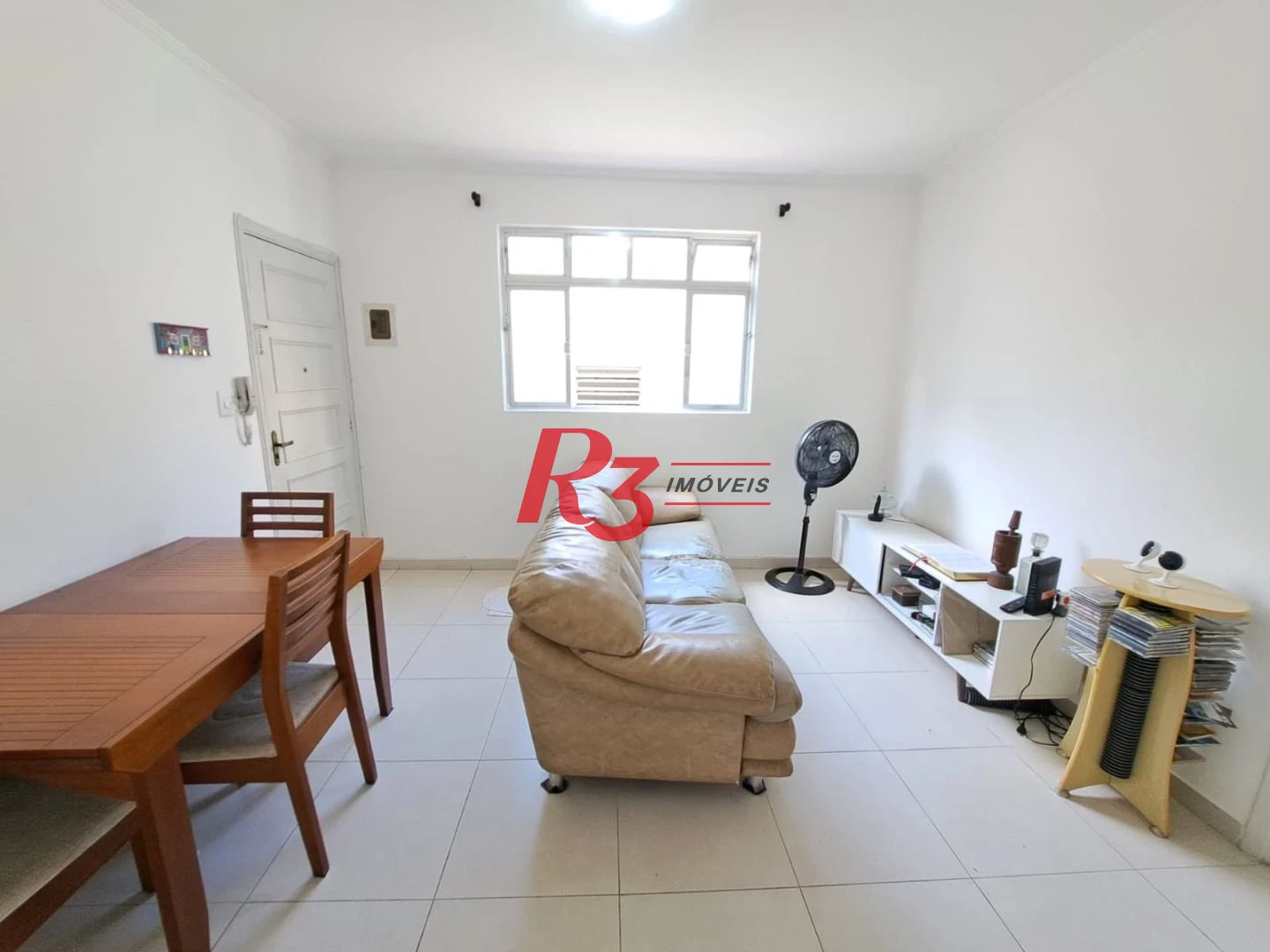 Apartamento com 2 dormitórios à venda, 60 m² por R$ 330.000,00 - Marapé - Santos/SP