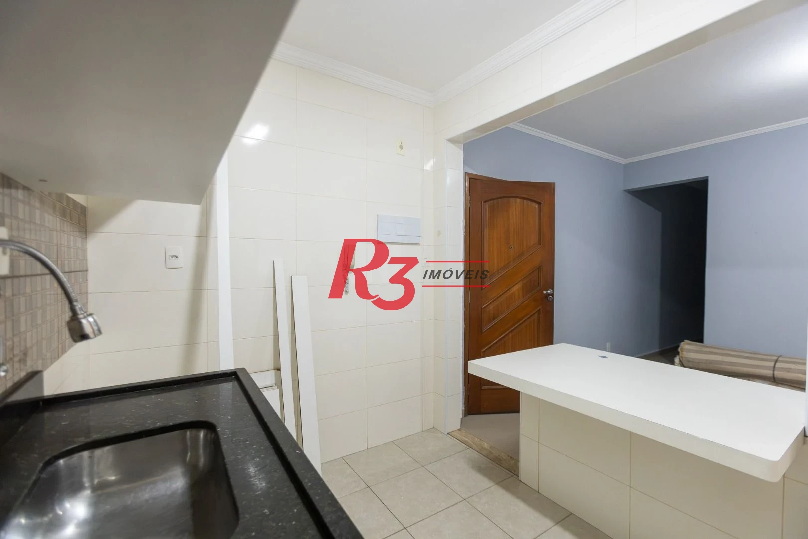Apartamento com 2 dormitórios para alugar, 74 m² por R$ 3.000,02/mês - Campo Grande - Santos/SP