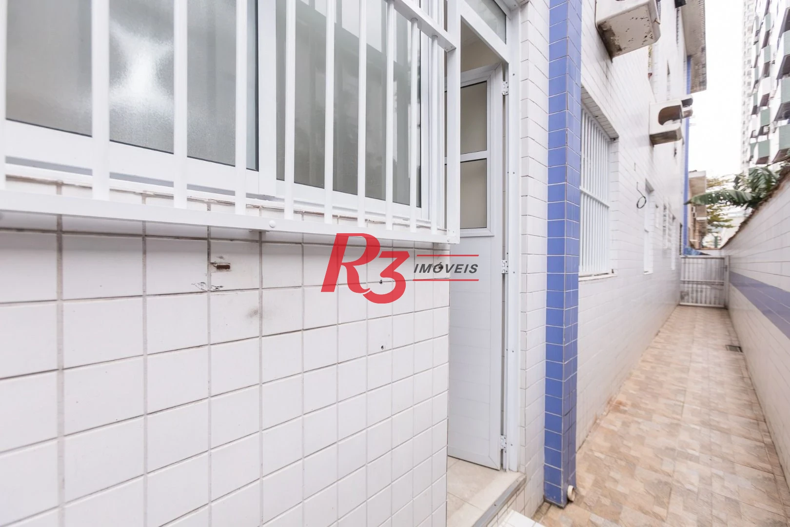 Apartamento com 2 dormitórios para alugar, 74 m² por R$ 3.000,02/mês - Campo Grande - Santos/SP