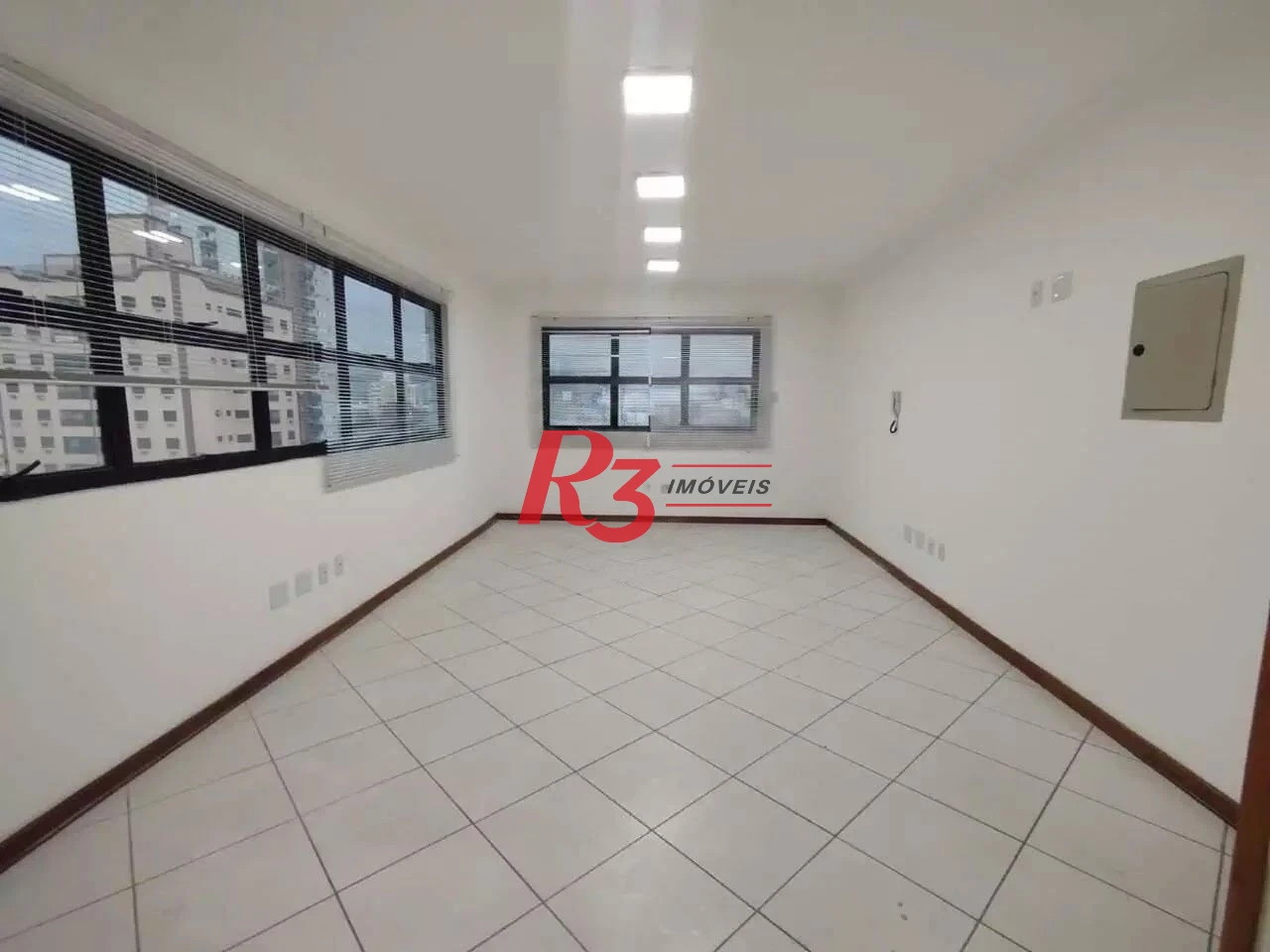 Sala para alugar, 35 m² por R$ 3.000,00/mês - Aparecida - Santos/SP