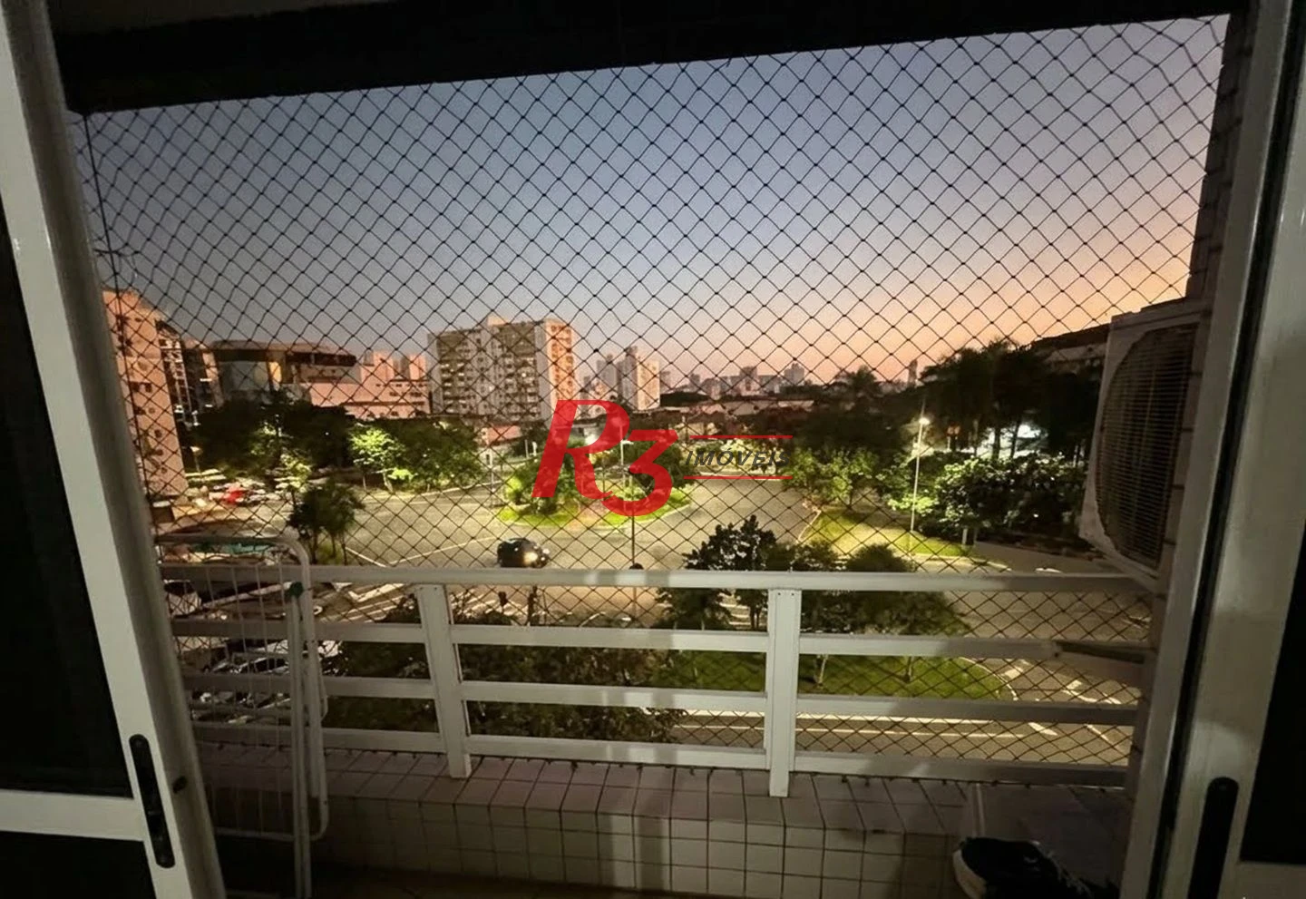 Apartamento com 2 dormitórios para alugar, 73 m² por R$ 4.200,00/mês - Aparecida - Santos/SP