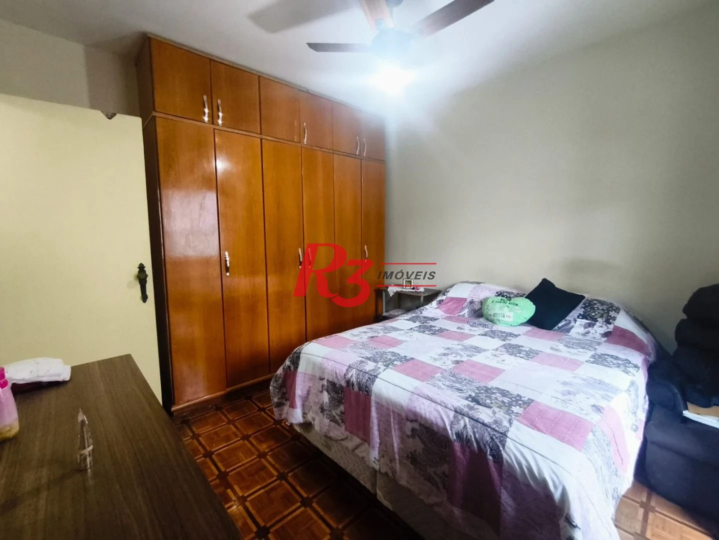 Apartamento com 2 dormitórios à venda, 101 m² por R$ 700.000,00 - Gonzaga - Santos/SP