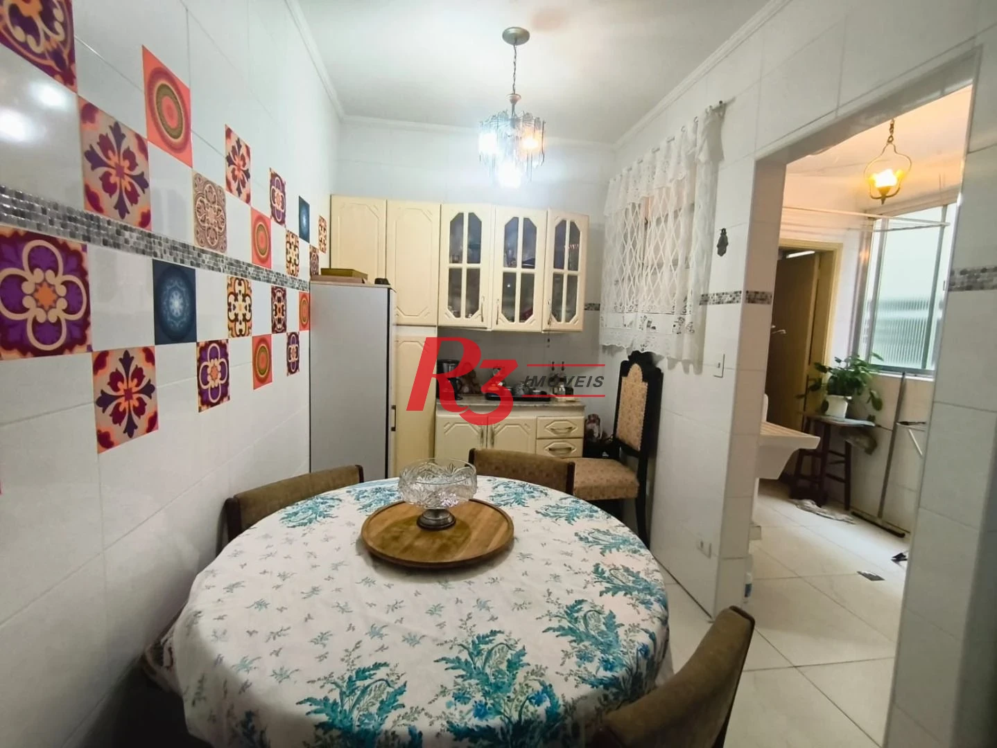 Apartamento com 2 dormitórios à venda, 101 m² por R$ 700.000,00 - Gonzaga - Santos/SP