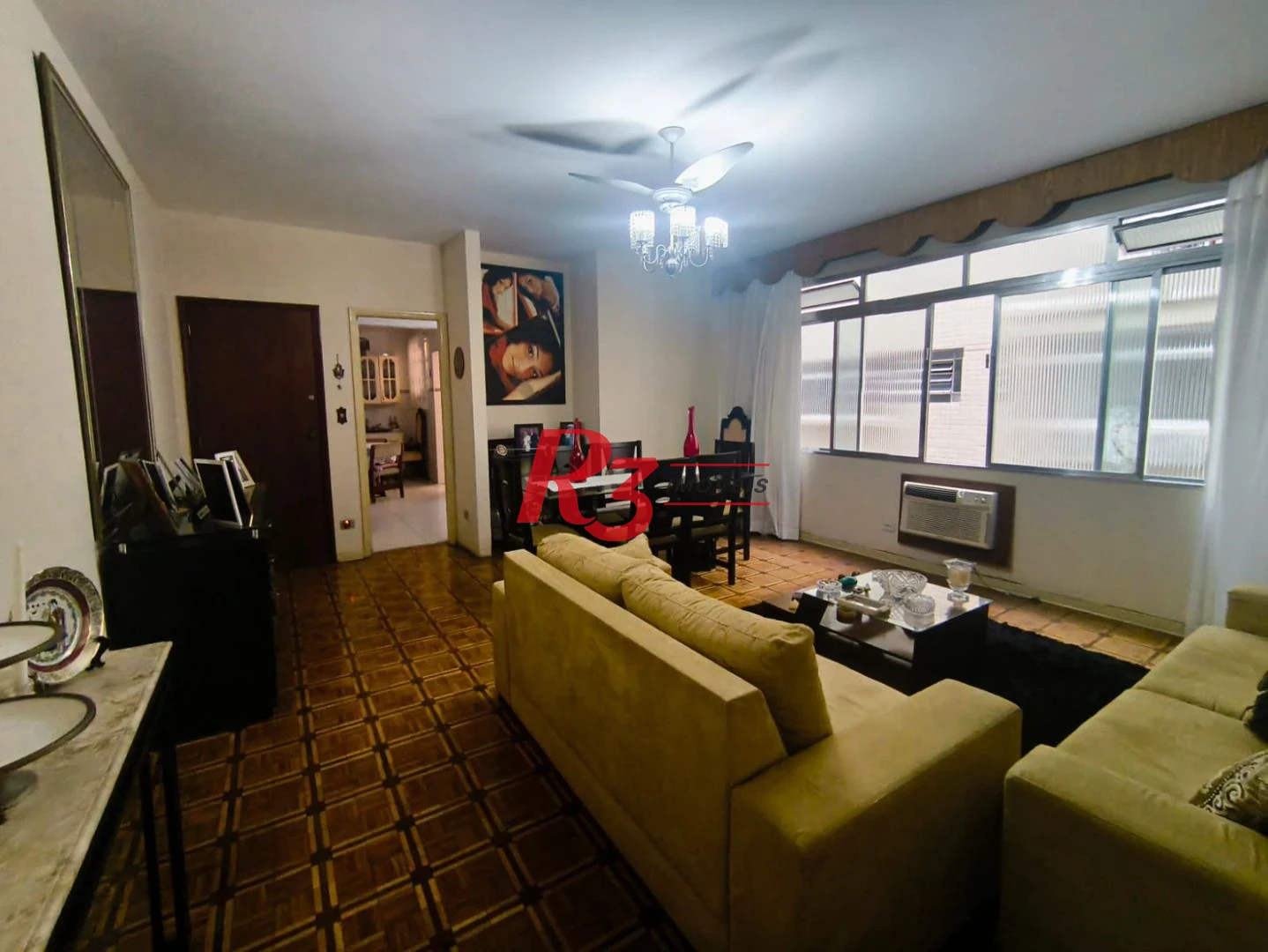 Apartamento com 2 dormitórios à venda, 101 m² por R$ 700.000,00 - Gonzaga - Santos/SP