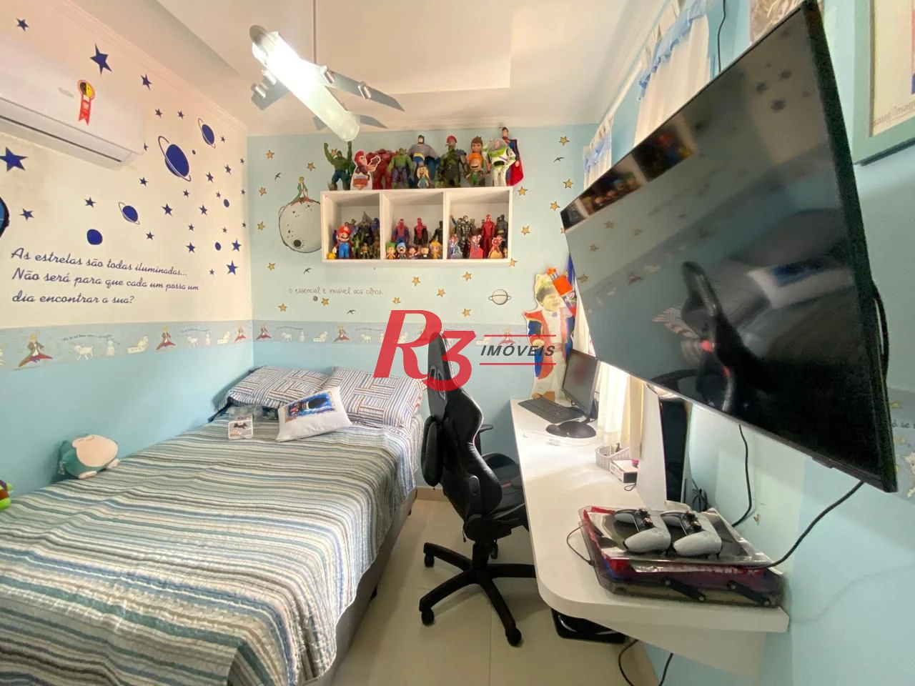 Apartamento com 4 dormitórios à venda, 131 m² por R$ 1.500.000,00 - Marapé - Santos/SP