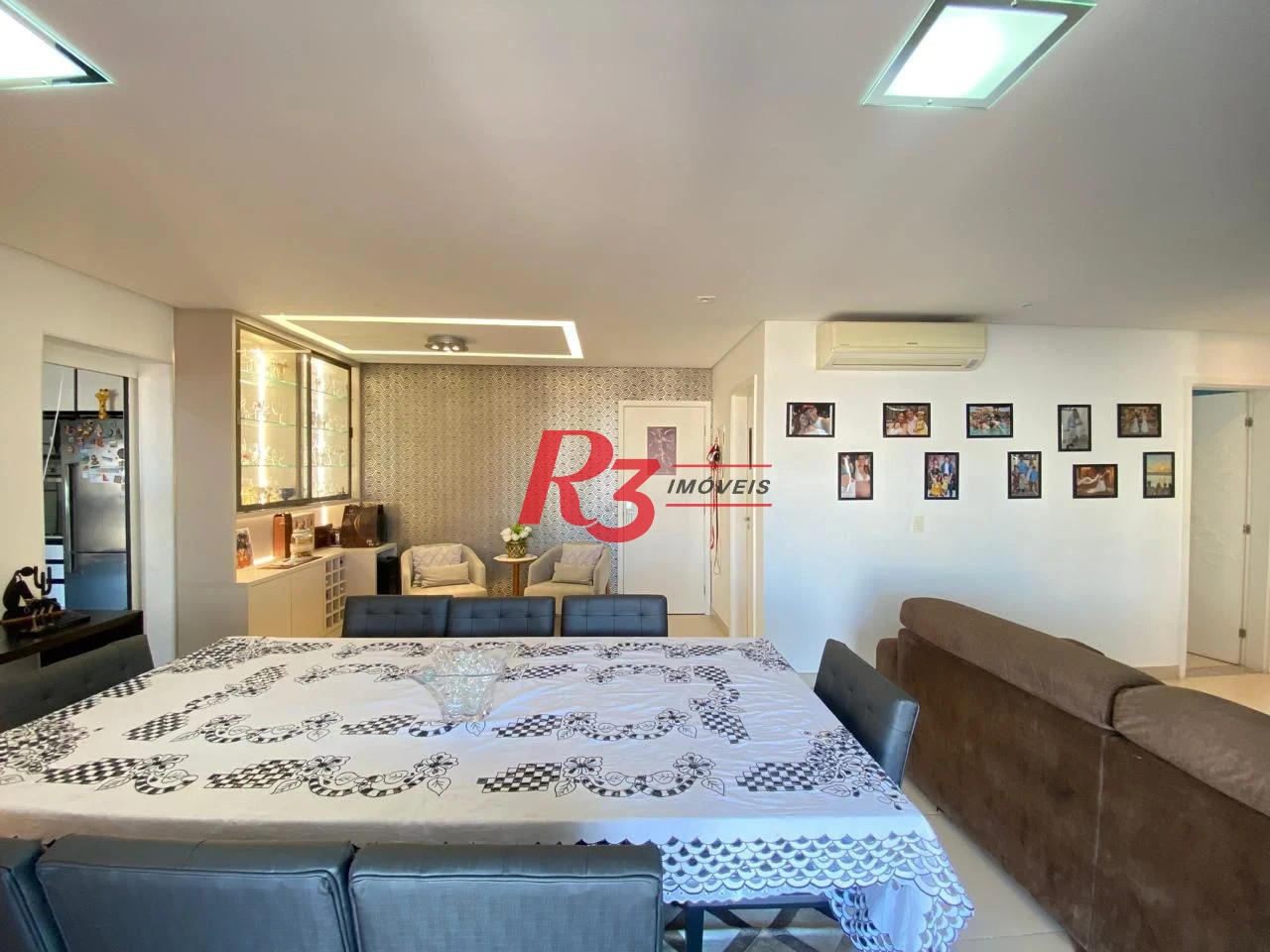 Apartamento com 4 dormitórios à venda, 131 m² por R$ 1.500.000,00 - Marapé - Santos/SP