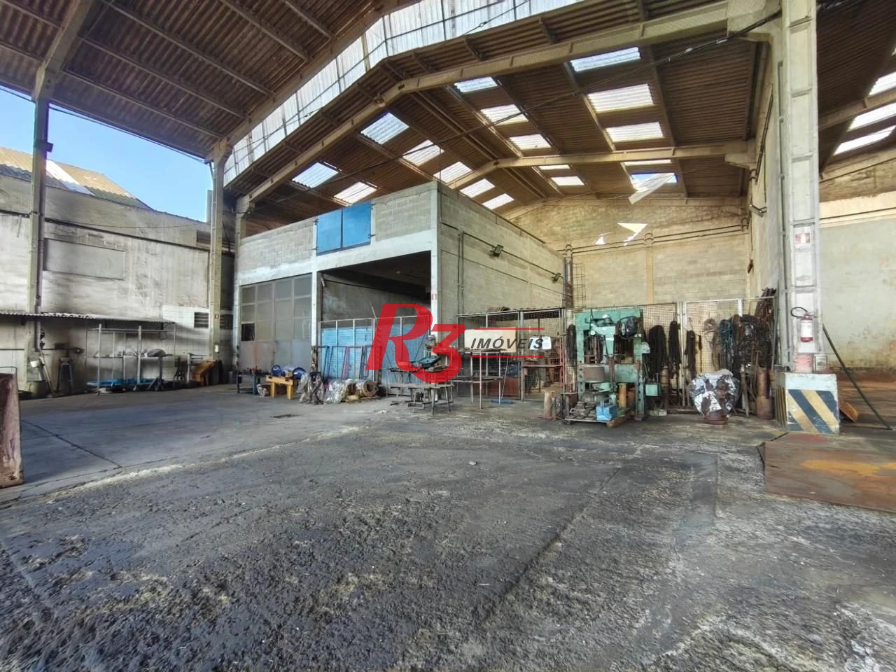 Galpão, 2500 m² - venda por R$ 12.000.000,00 ou aluguel por R$ 104.540,00/mês - Macuco - Santos/SP