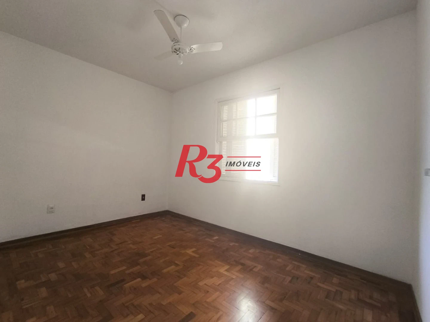 Sobrado com 3 dormitórios para alugar, 100 m² por R$ 5.000,00/mês - Embaré - Santos/SP