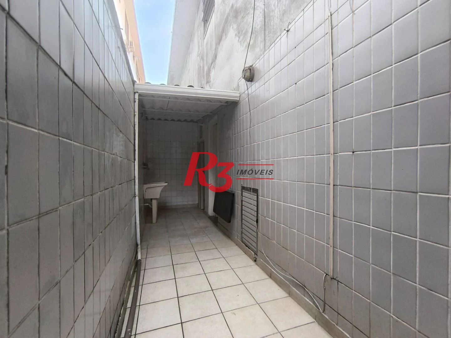 Sobrado com 3 dormitórios para alugar, 100 m² por R$ 5.000,00/mês - Embaré - Santos/SP