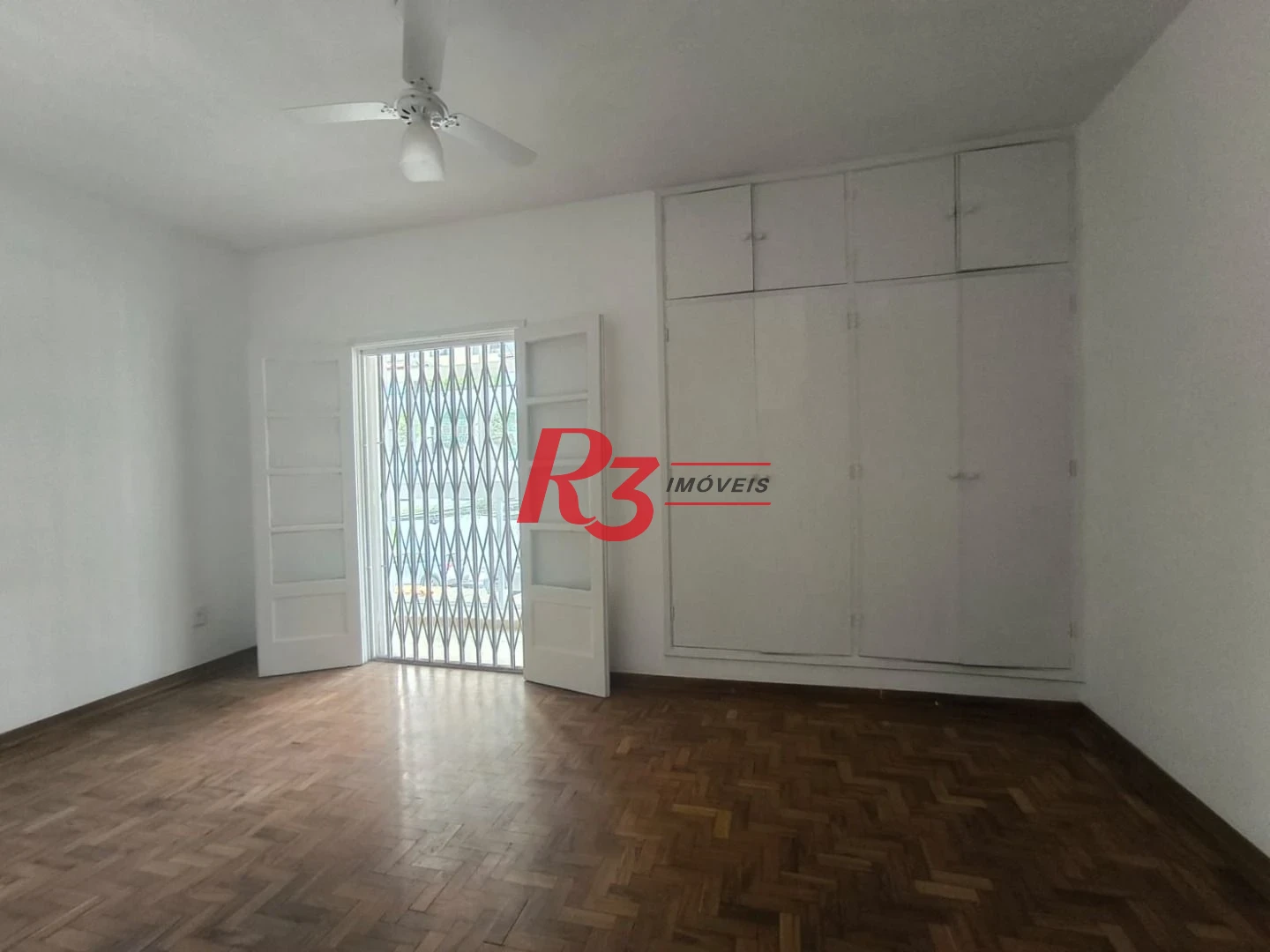 Sobrado com 3 dormitórios para alugar, 100 m² por R$ 5.000,00/mês - Embaré - Santos/SP