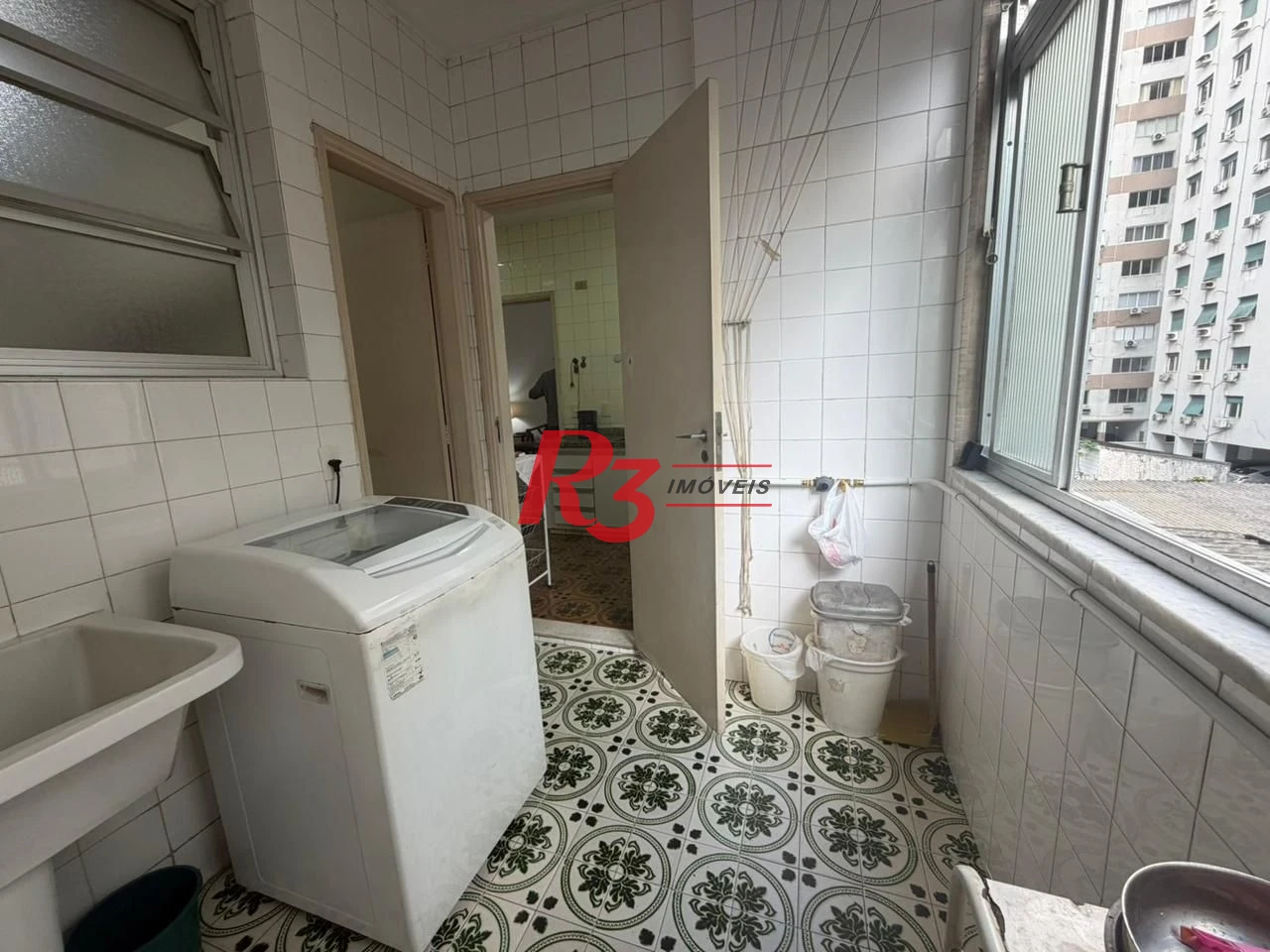 Apartamento com 2 dormitórios à venda, 91 m² por R$ 700.000,00 - Boqueirão - Santos/SP