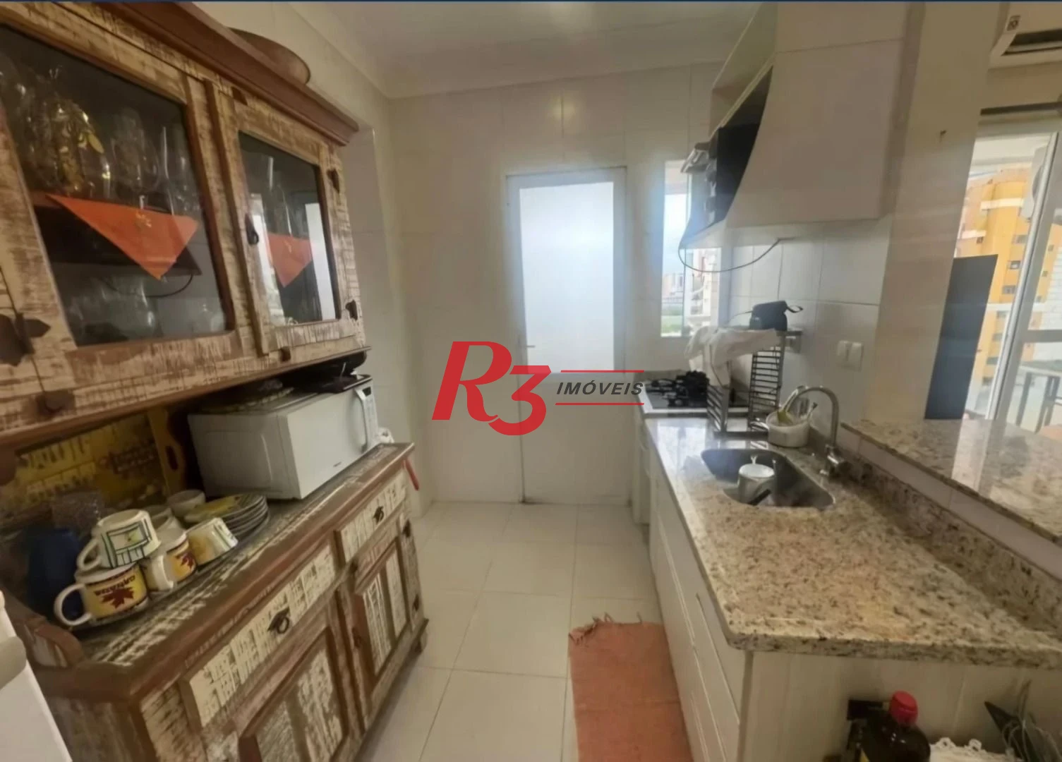 Apartamento com 2 dormitórios à venda, 66 m² por R$ 750.000,00 - Ponta da Praia - Santos/SP