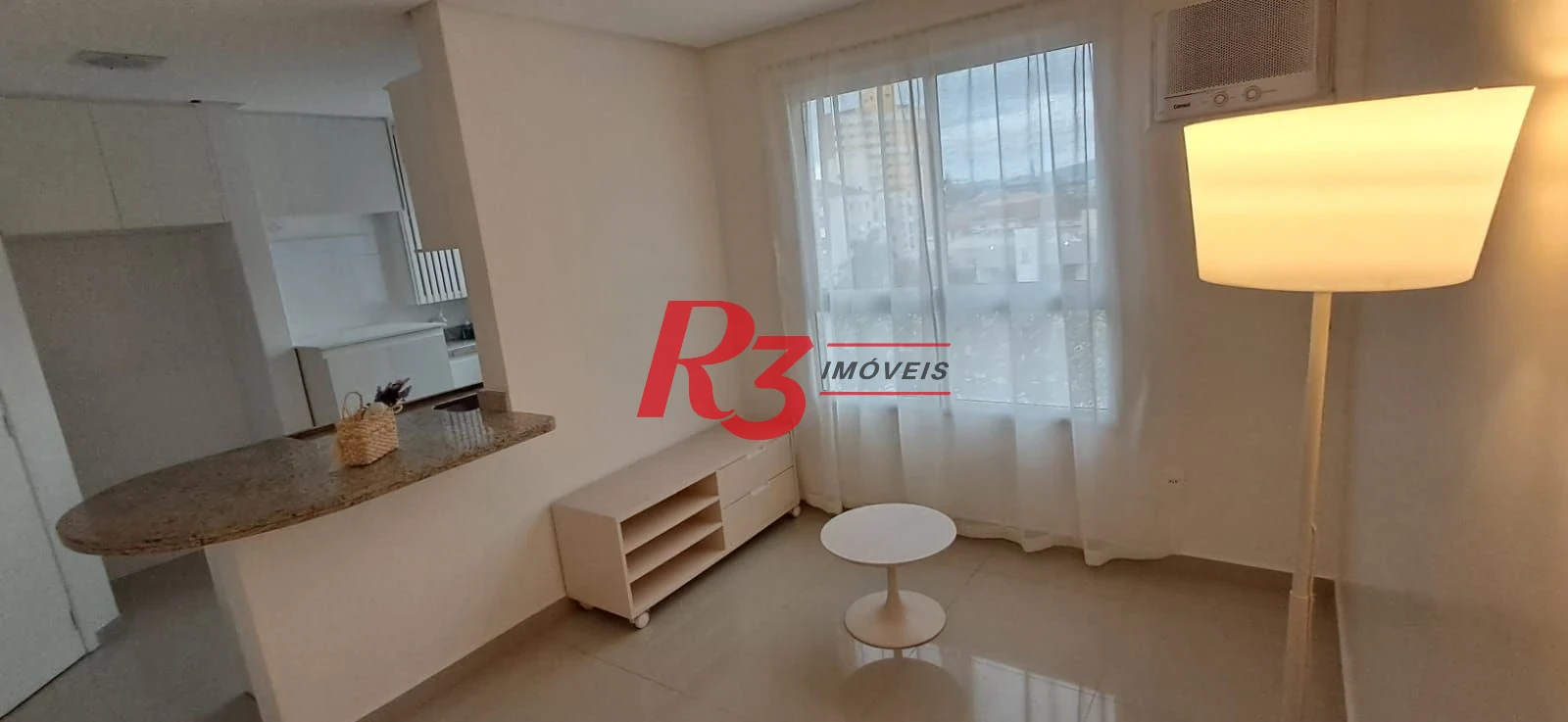 Apartamento com 1 dormitório para alugar, 36 m² por R$ 3.100,00/mês - Boqueirão - Santos/SP