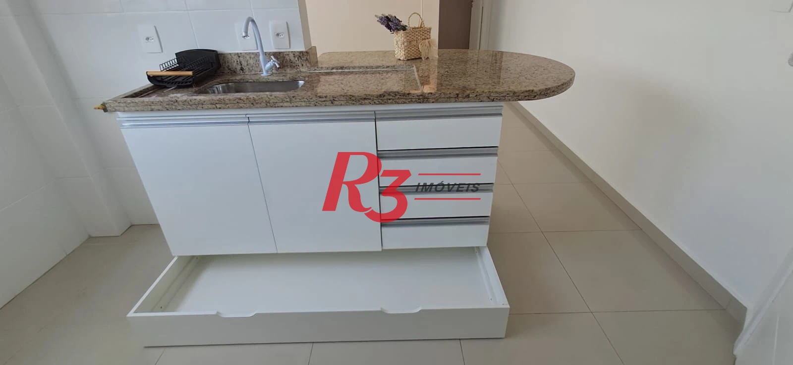 Apartamento com 1 dormitório para alugar, 36 m² por R$ 3.100,00/mês - Boqueirão - Santos/SP