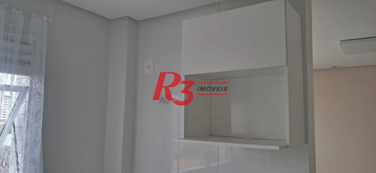 Apartamento com 1 dormitório para alugar, 36 m² por R$ 3.100,00/mês - Boqueirão - Santos/SP
