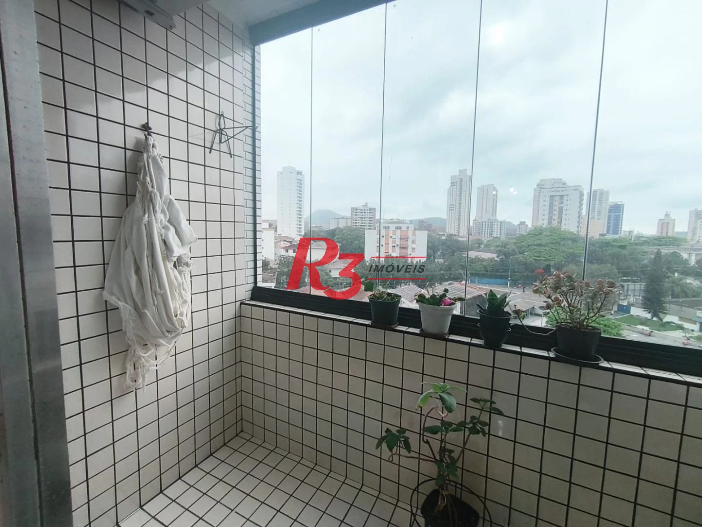 Apartamento com 2 dormitórios à venda, 95 m² por R$ 580.000,00 - Ponta da Praia - Santos/SP
