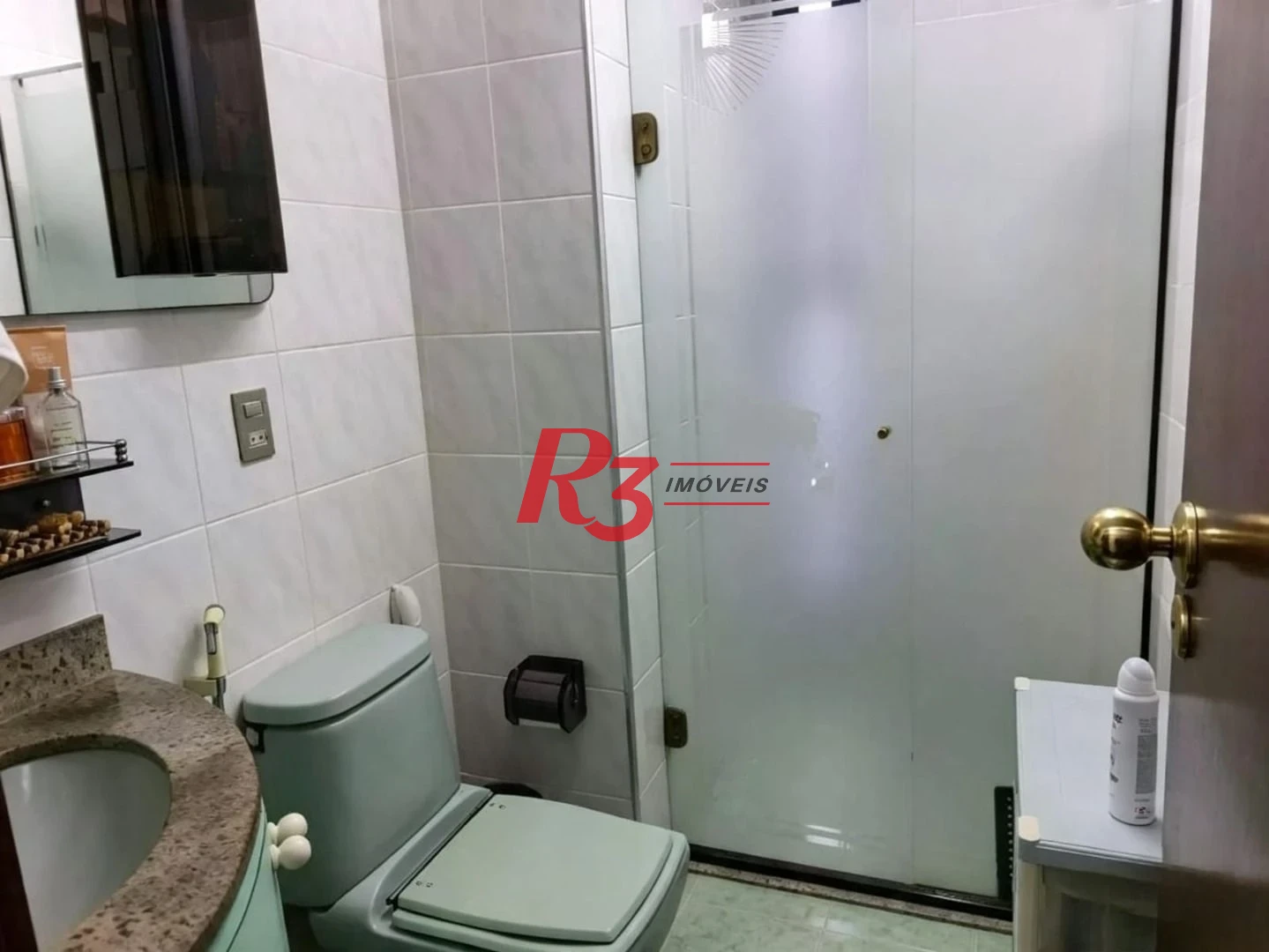 Apartamento com 3 dormitórios à venda, 140 m² por R$ 1.650.000,00 - Embaré - Santos/SP