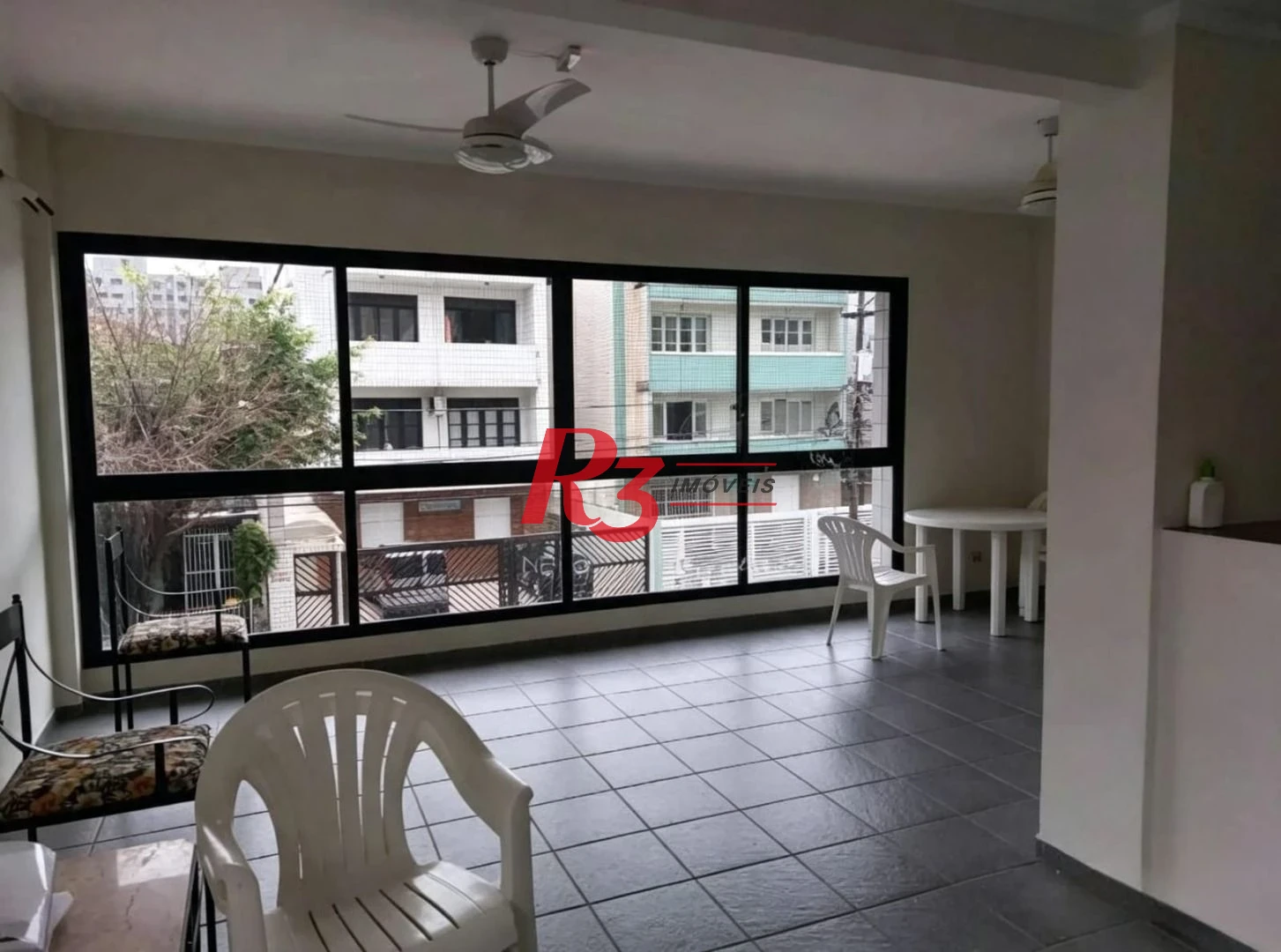 Apartamento com 3 dormitórios à venda, 140 m² por R$ 1.650.000,00 - Embaré - Santos/SP