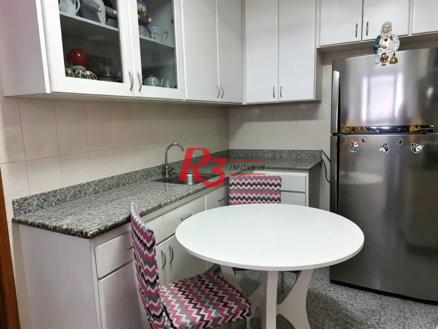 Apartamento com 3 dormitórios à venda, 140 m² por R$ 1.650.000,00 - Embaré - Santos/SP