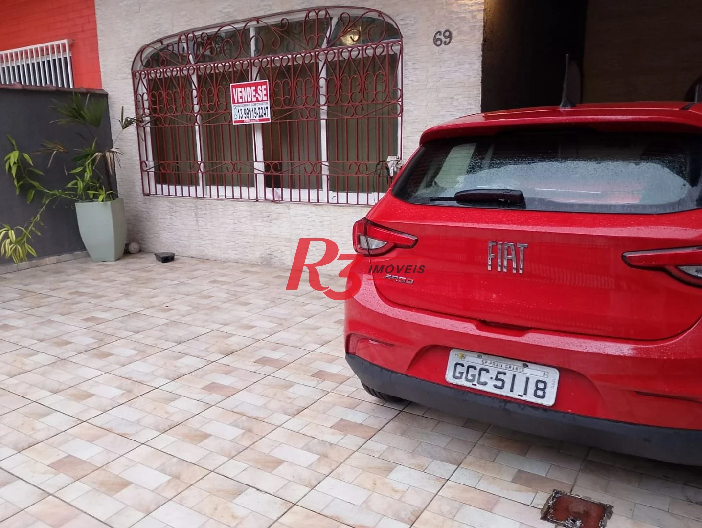 Casa com 2 dormitórios à venda, 115 m² por R$ 670.000,00 - Aviação - Praia Grande/SP