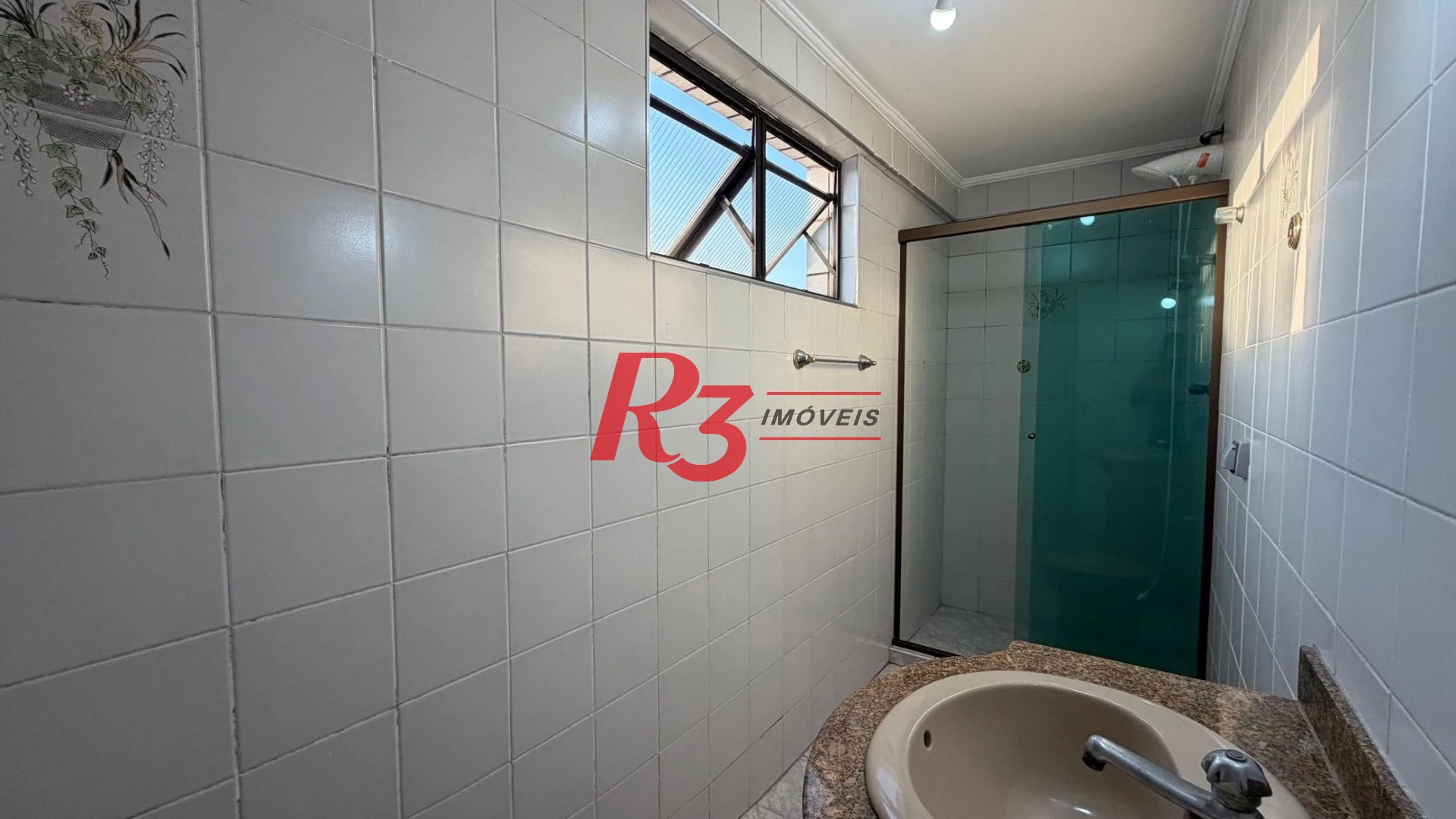 Cobertura com 3 dormitórios à venda, 112 m² por R$ 750.000,00 - Estuário - Santos/SP