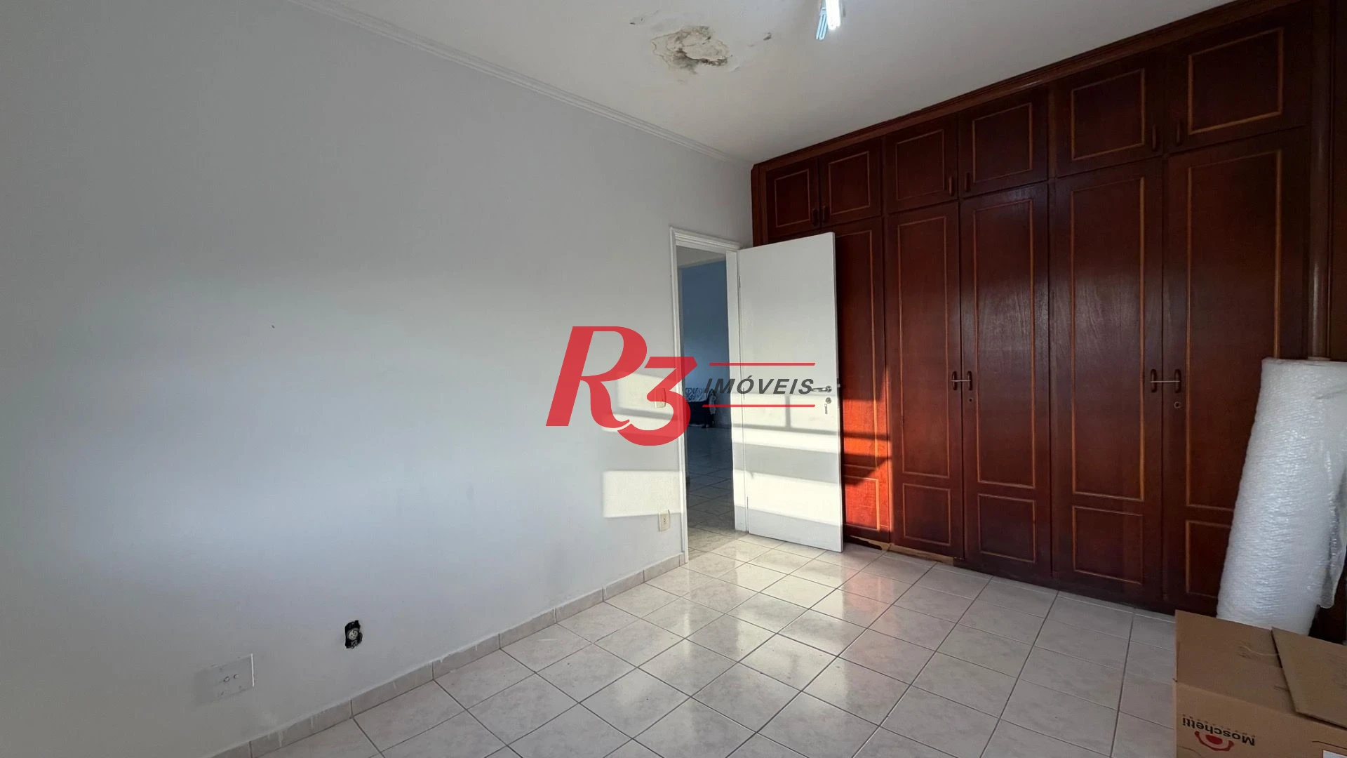 Cobertura com 3 dormitórios à venda, 112 m² por R$ 750.000,00 - Estuário - Santos/SP