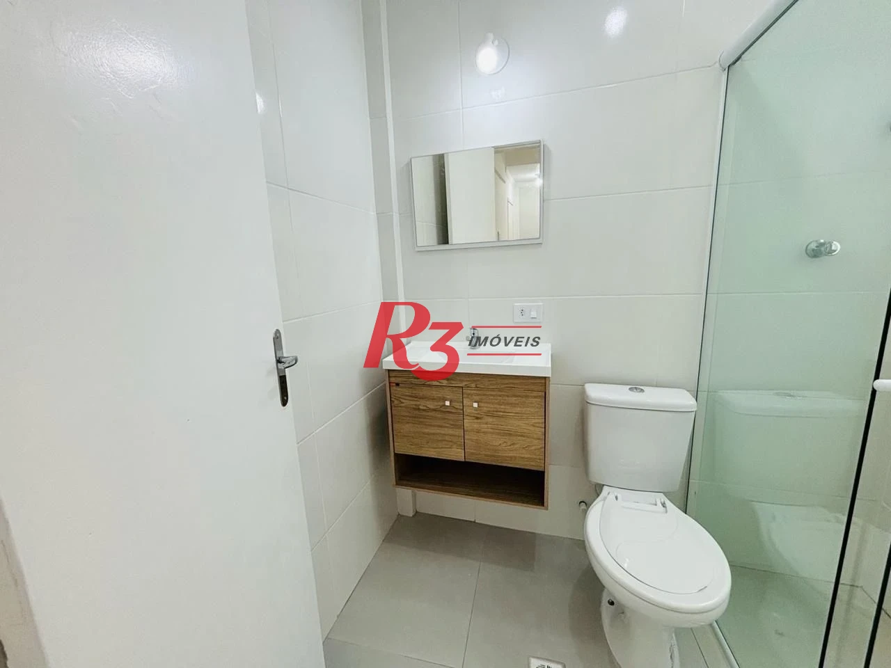 Kitnet com 1 dormitório à venda, 30 m² por R$ 330.000,00 - Embaré - Santos/SP