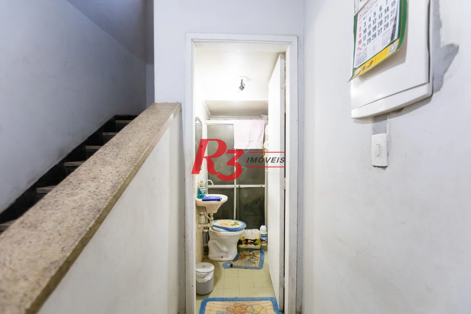 Sobrado com 3 dormitórios à venda, 220 m² por R$ 690.000,00 - Estuário - Santos/SP